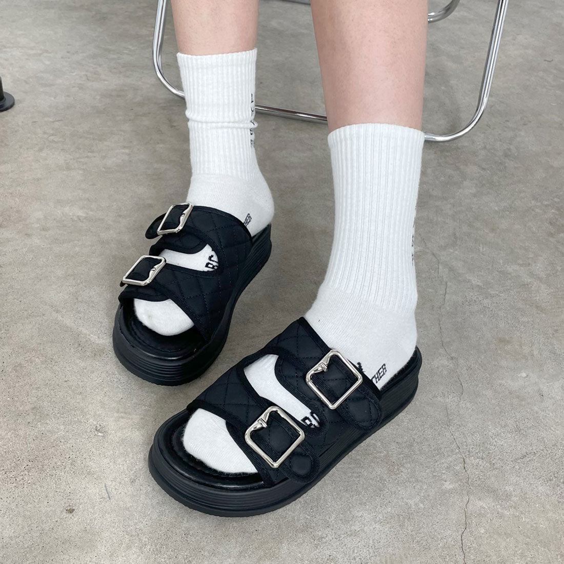 ノンヘッジ non-hedge キルトプラットフォームサンダル (アイボリー) アイボリー