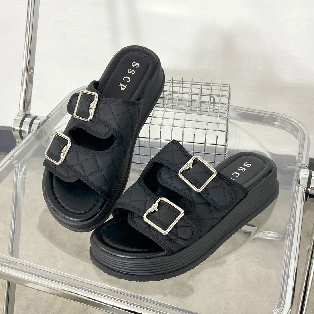 ノンヘッジ non-hedge キルトプラットフォームサンダル (ブラック) ブラック