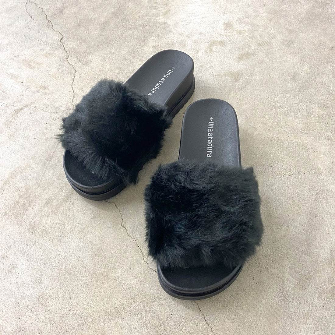 ノンヘッジ non-hedge ★WEB限定★ファーサンダル (ブラック) ブラック