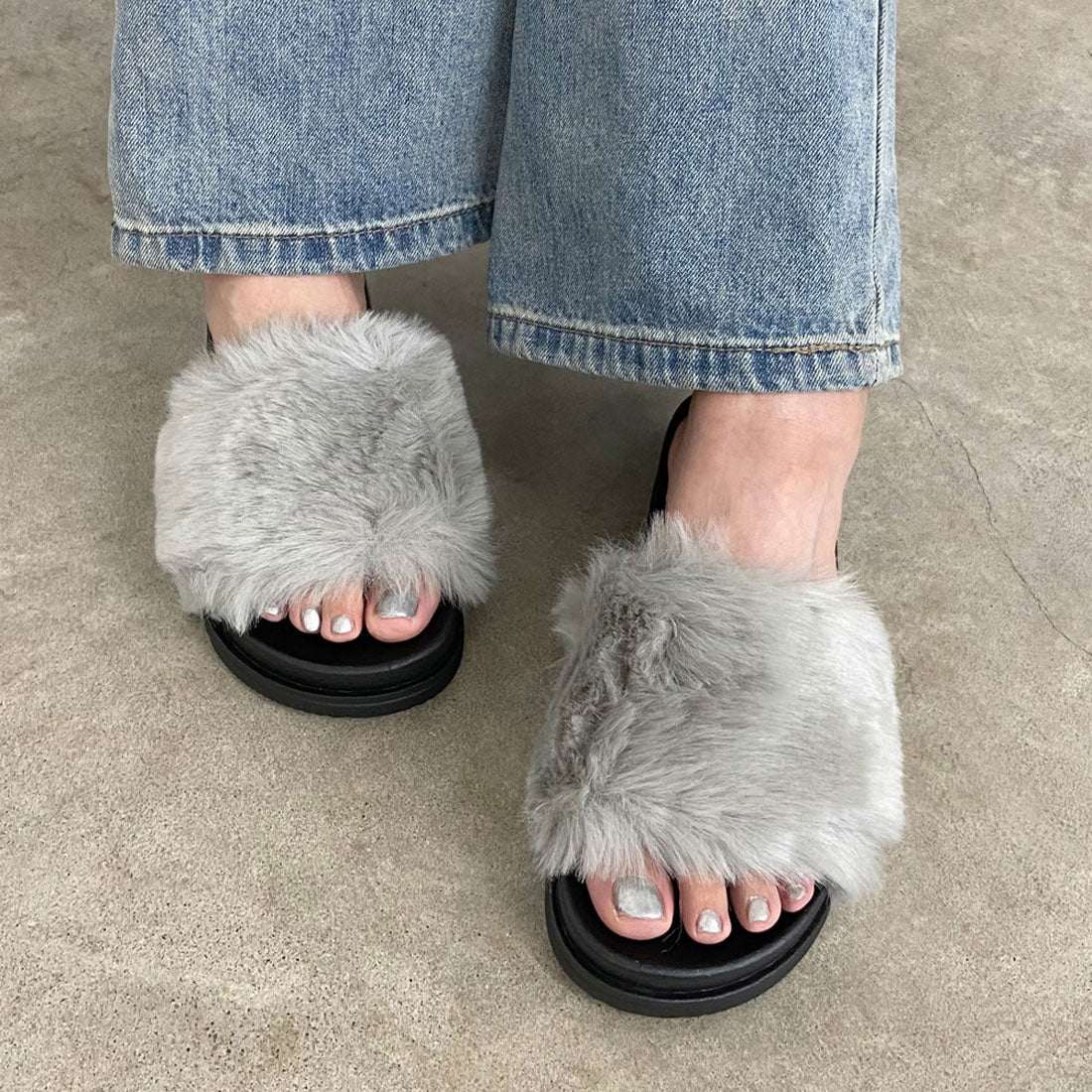 ノンヘッジ non-hedge ★WEB限定★ファーサンダル (ブラック) ブラック