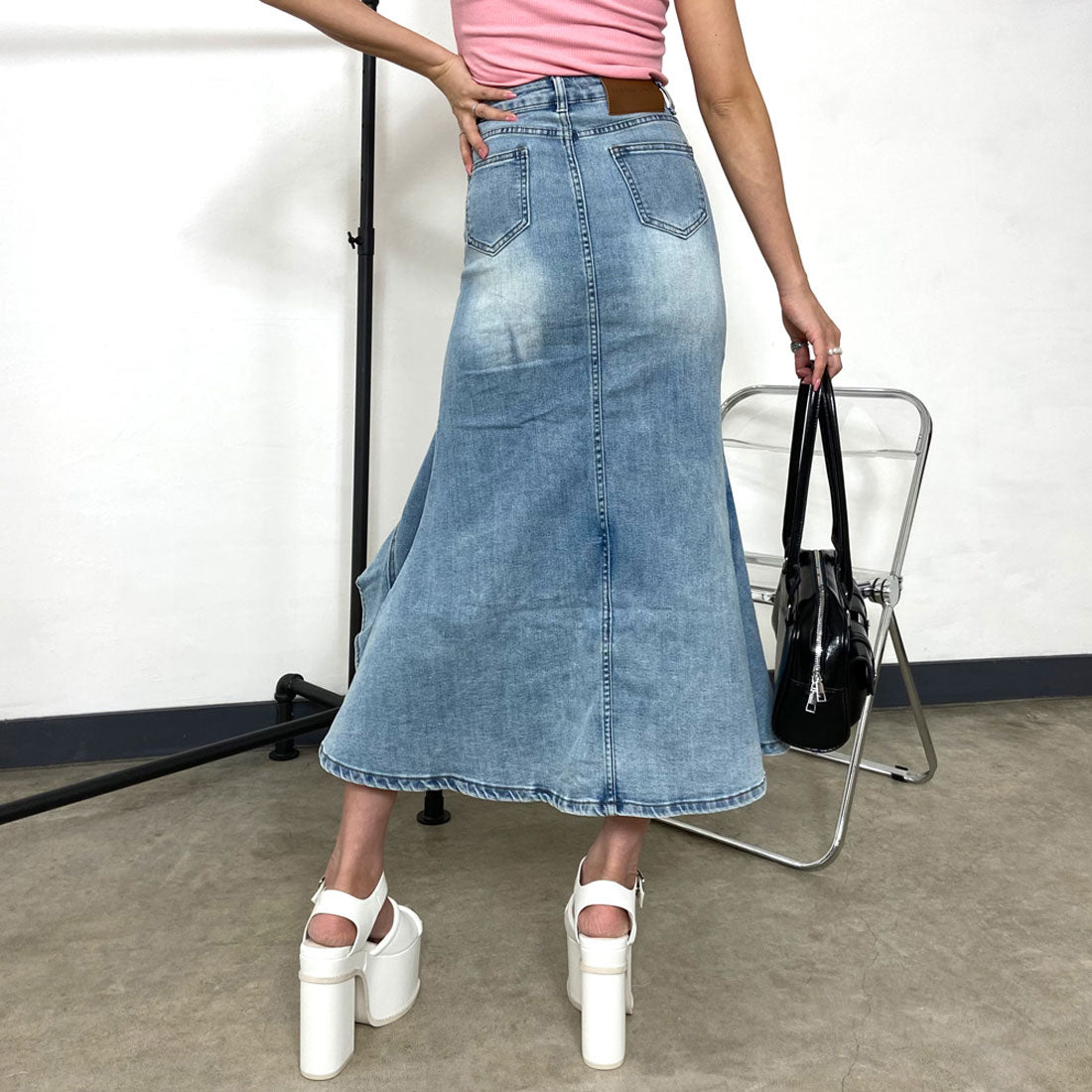 Non-hedge denim frill long skirt
