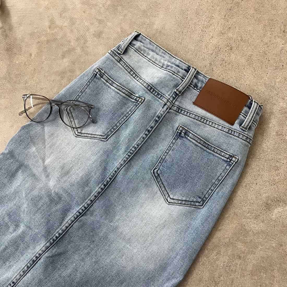 Non-hedge denim frill long skirt