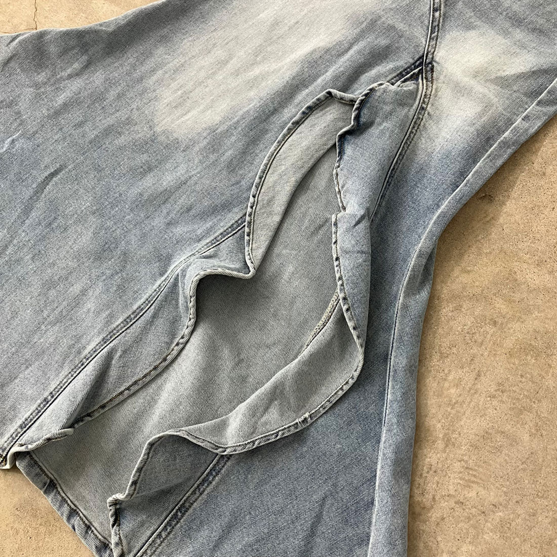 Non-hedge denim frill long skirt