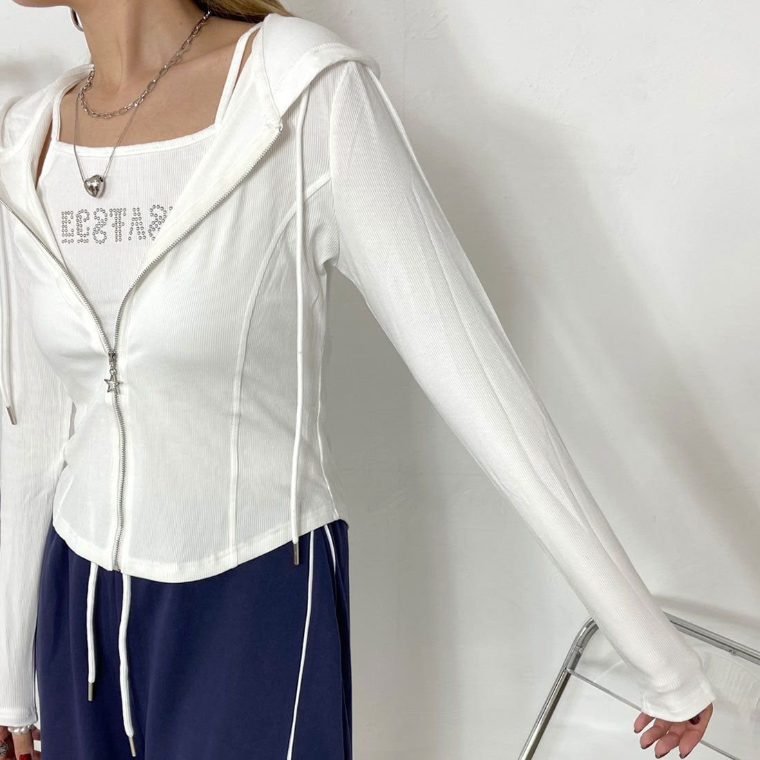 ノンヘッジ non-hedge ZIPフード・ストーンロゴキャミセット (ブラック) ブラック