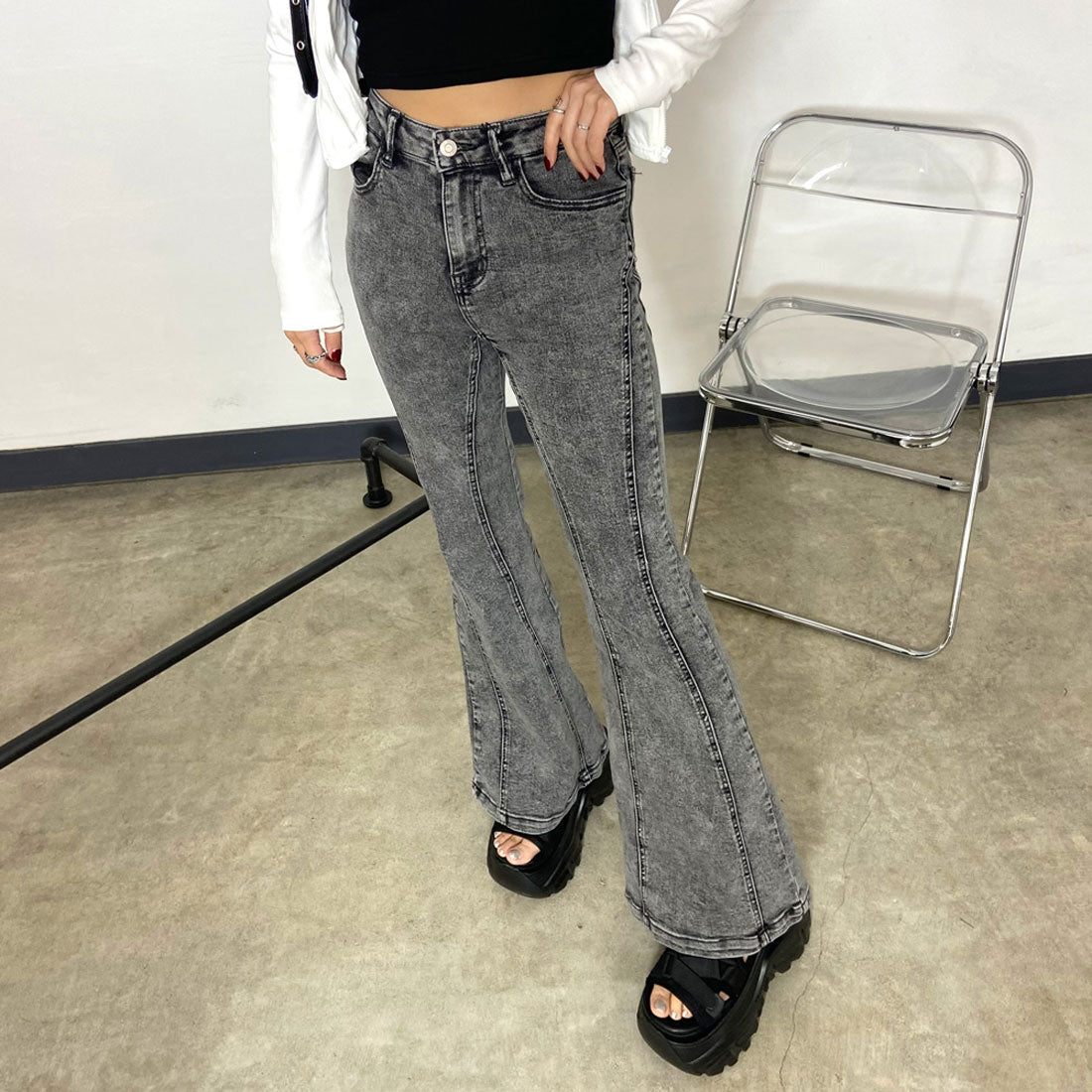 ノンヘッジ non-hedge 切替デニムフレアパンツ (ダークグレー) ダークグレー