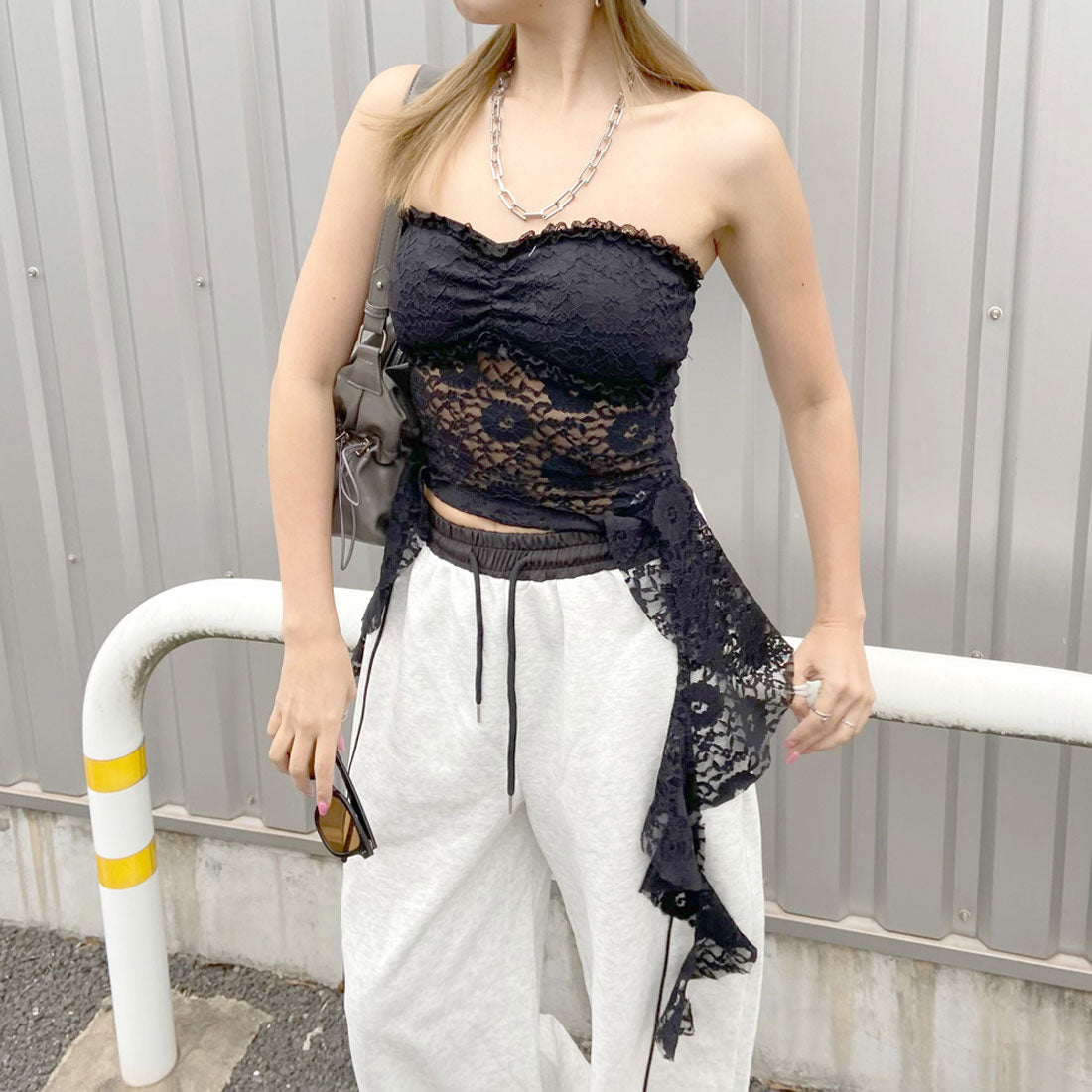 ノンヘッジ non-hedge レースベアアシメトップス (アイボリー) アイボリー