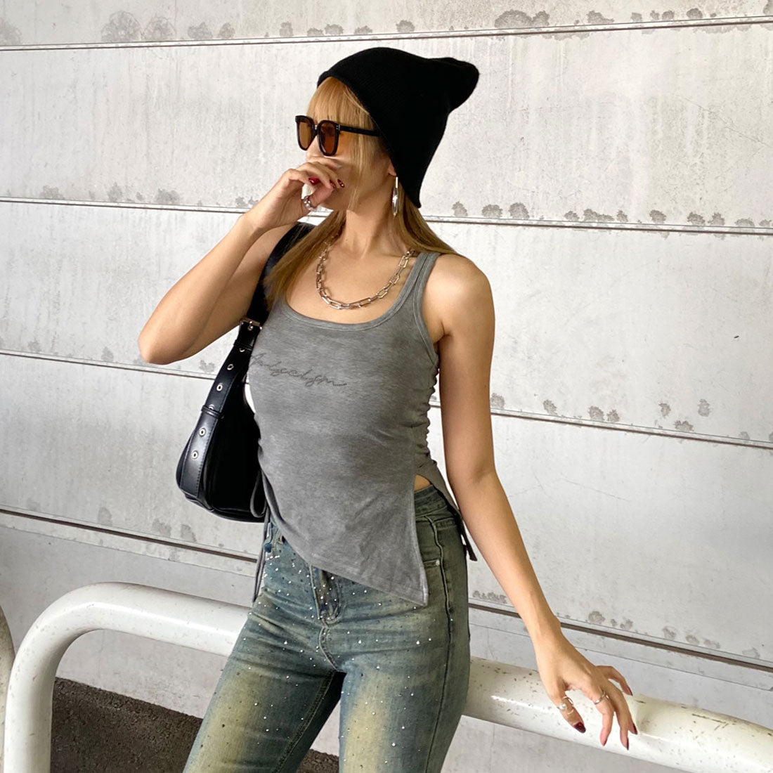 ノンヘッジ non-hedge ストーンロゴサイドドロストタンクトップ (チャコール) チャコール