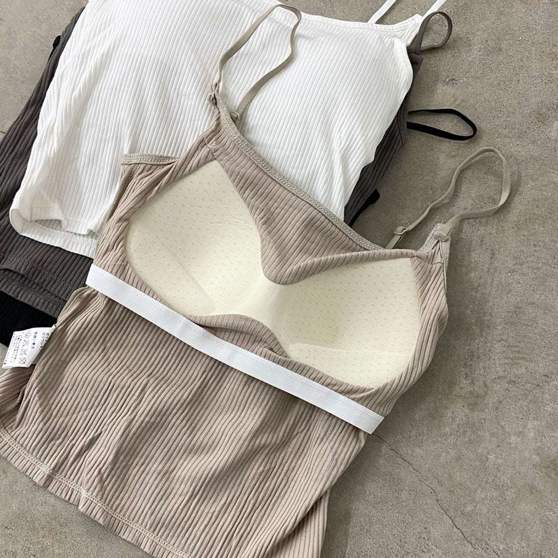 ノンヘッジ non-hedge リブキャミソール (ベージュ) ベージュ