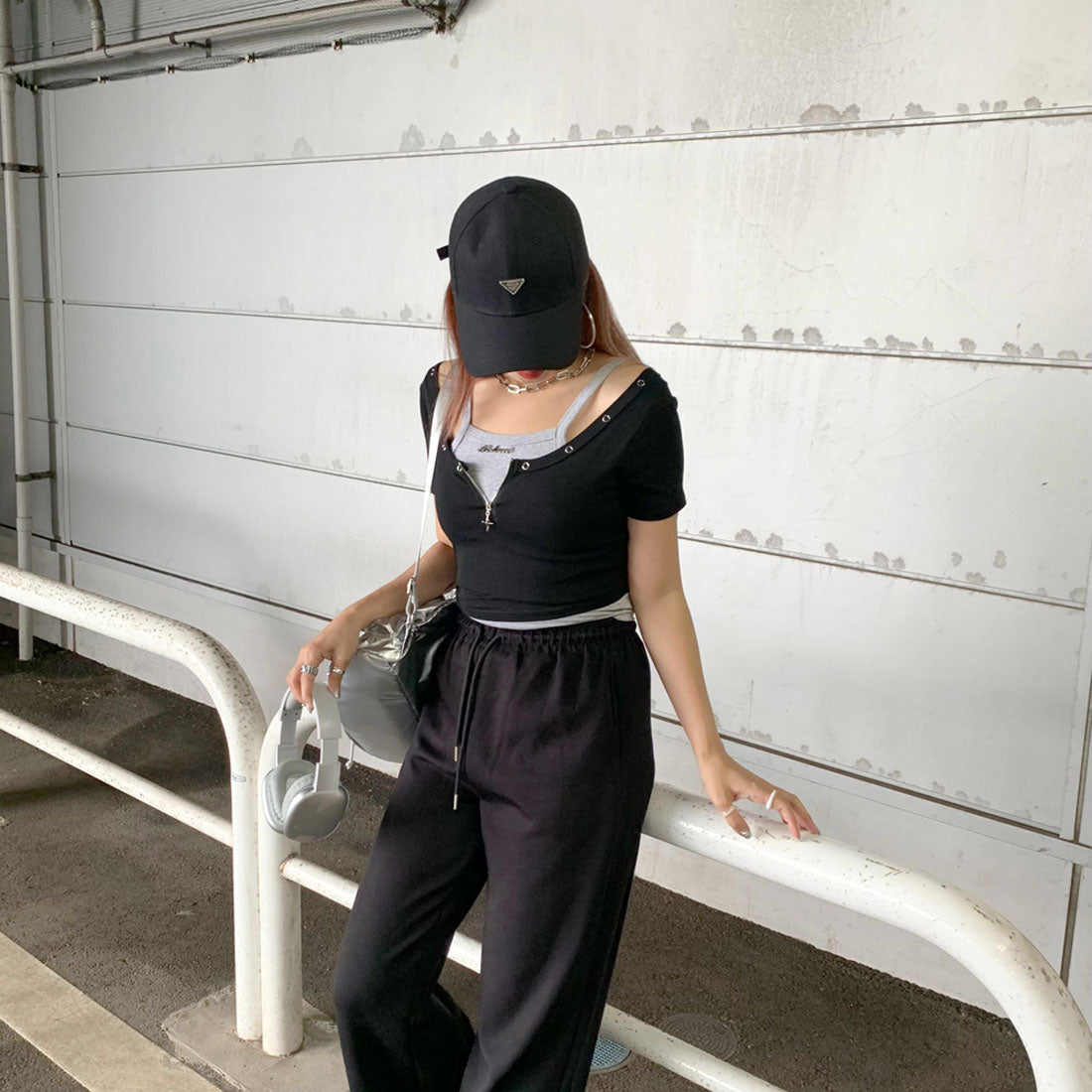 ノンヘッジ non-hedge アンサンブルZIPショートトップス (グレー) グレー