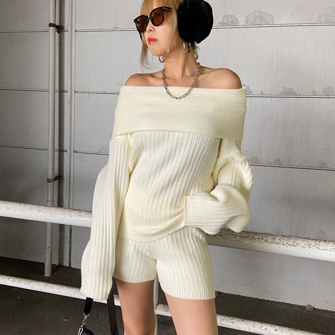 ノンヘッジ non-hedge オフショルニットトップス・ショートパンツセットアップ (モカ) モカ