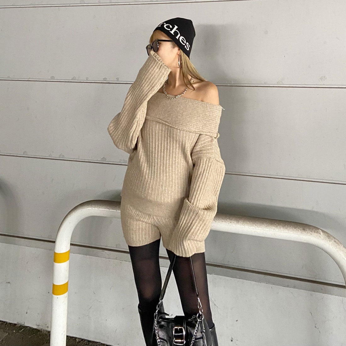 ノンヘッジ non-hedge オフショルニットトップス・ショートパンツセットアップ (モカ) モカ