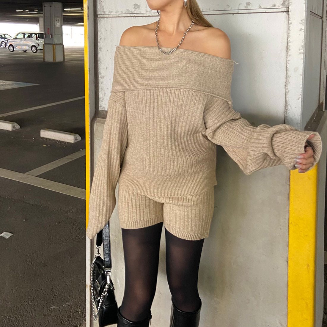 ノンヘッジ non-hedge オフショルニットトップス・ショートパンツセットアップ (モカ) モカ