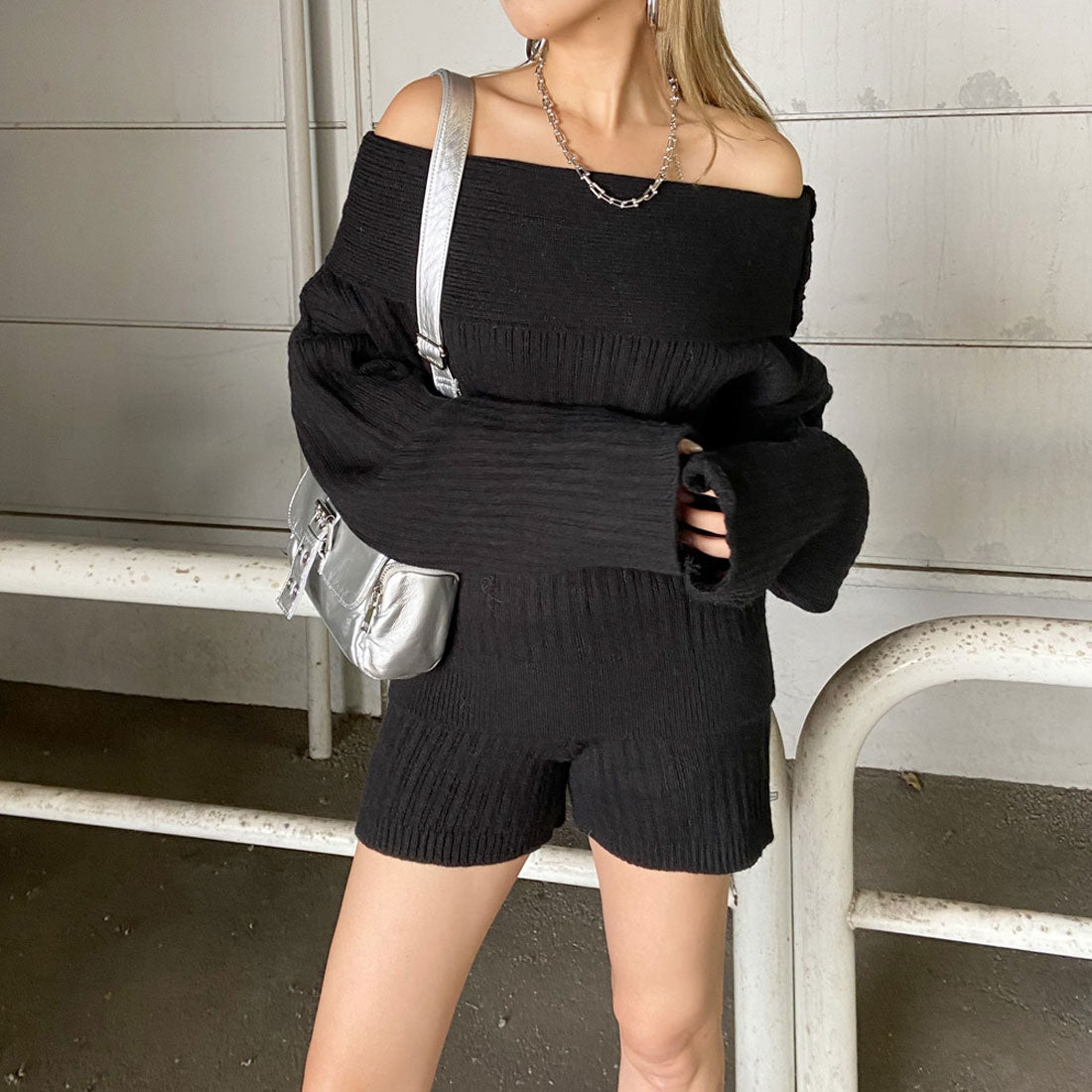 ノンヘッジ non-hedge オフショルニットトップス・ショートパンツセットアップ (ブラック) ブラック