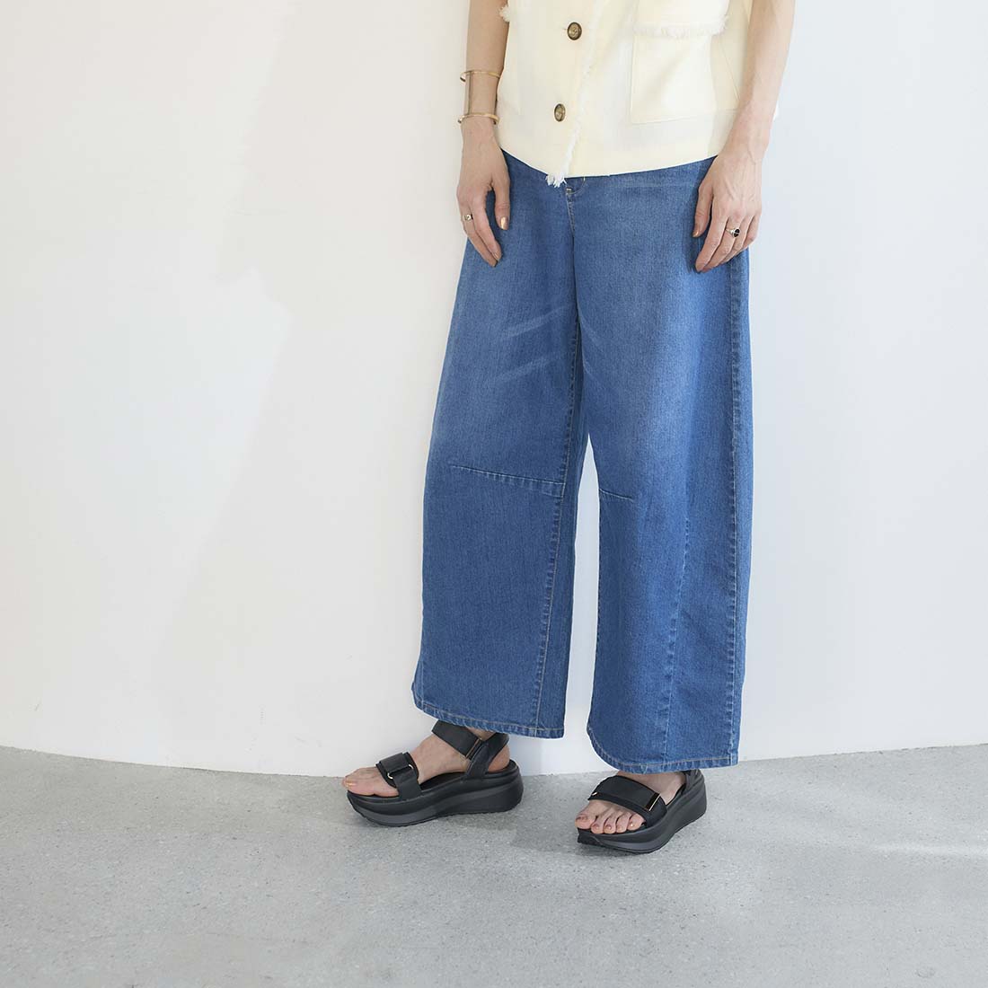 Noyau Thick-soled Satin Velcro Sports Sandals