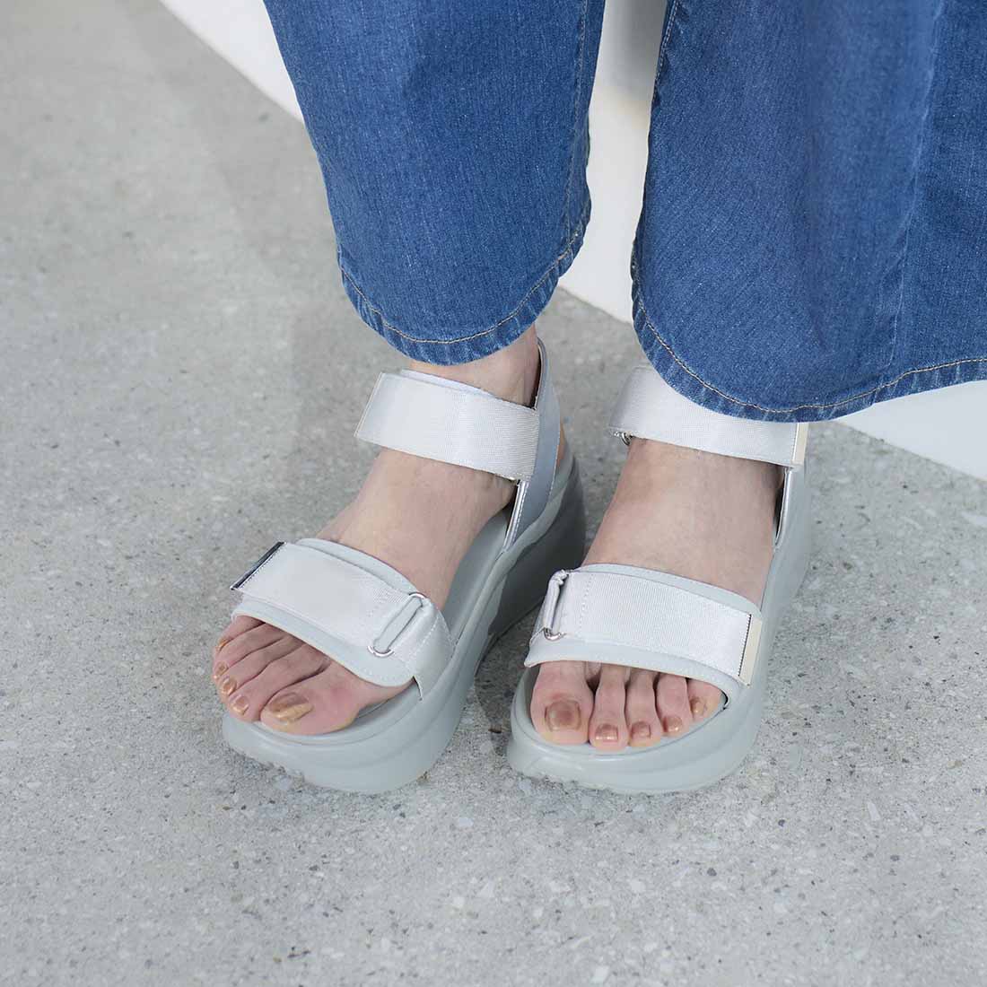 Noyau Thick-soled Satin Velcro Sports Sandals