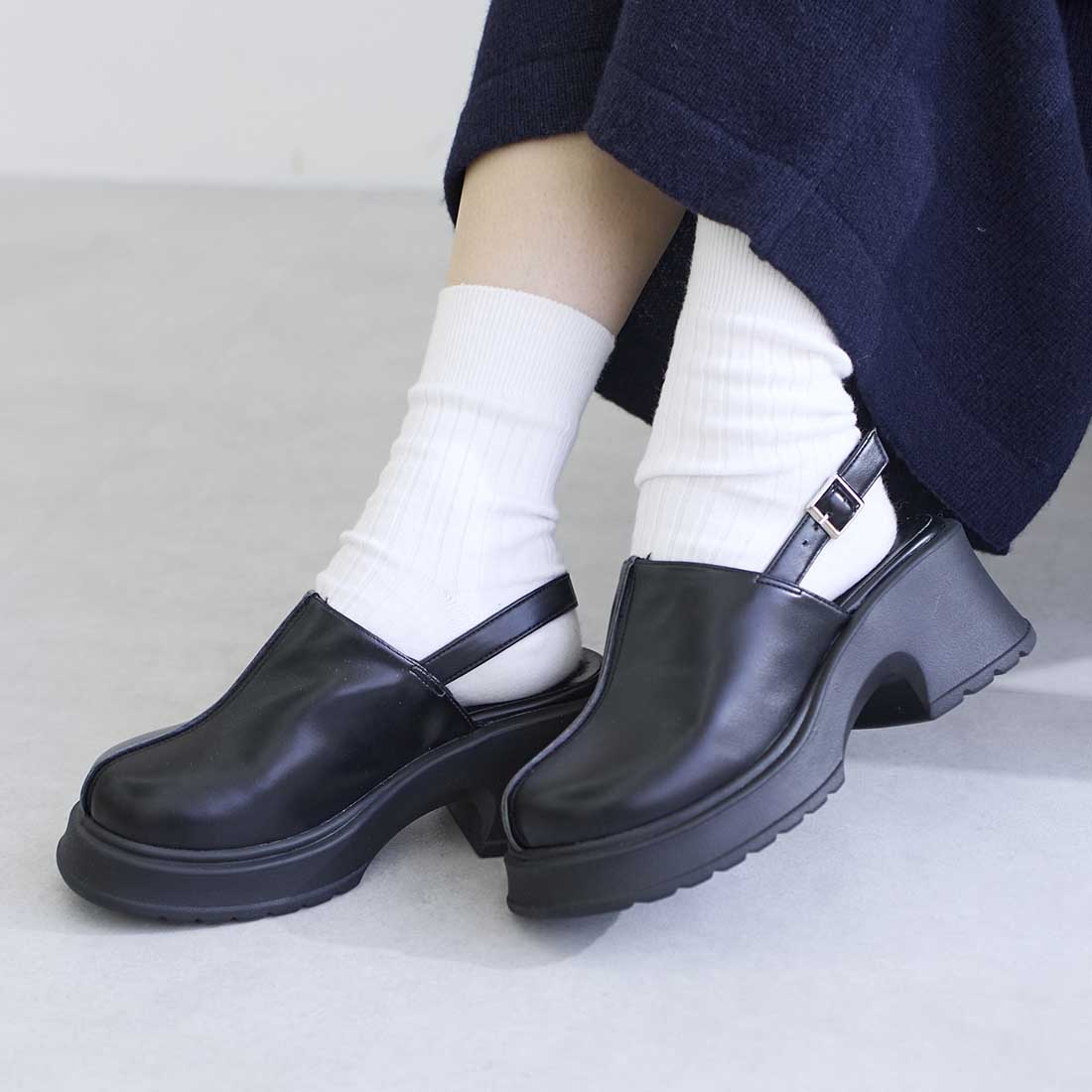 中心線防水台木鞋涼鞋