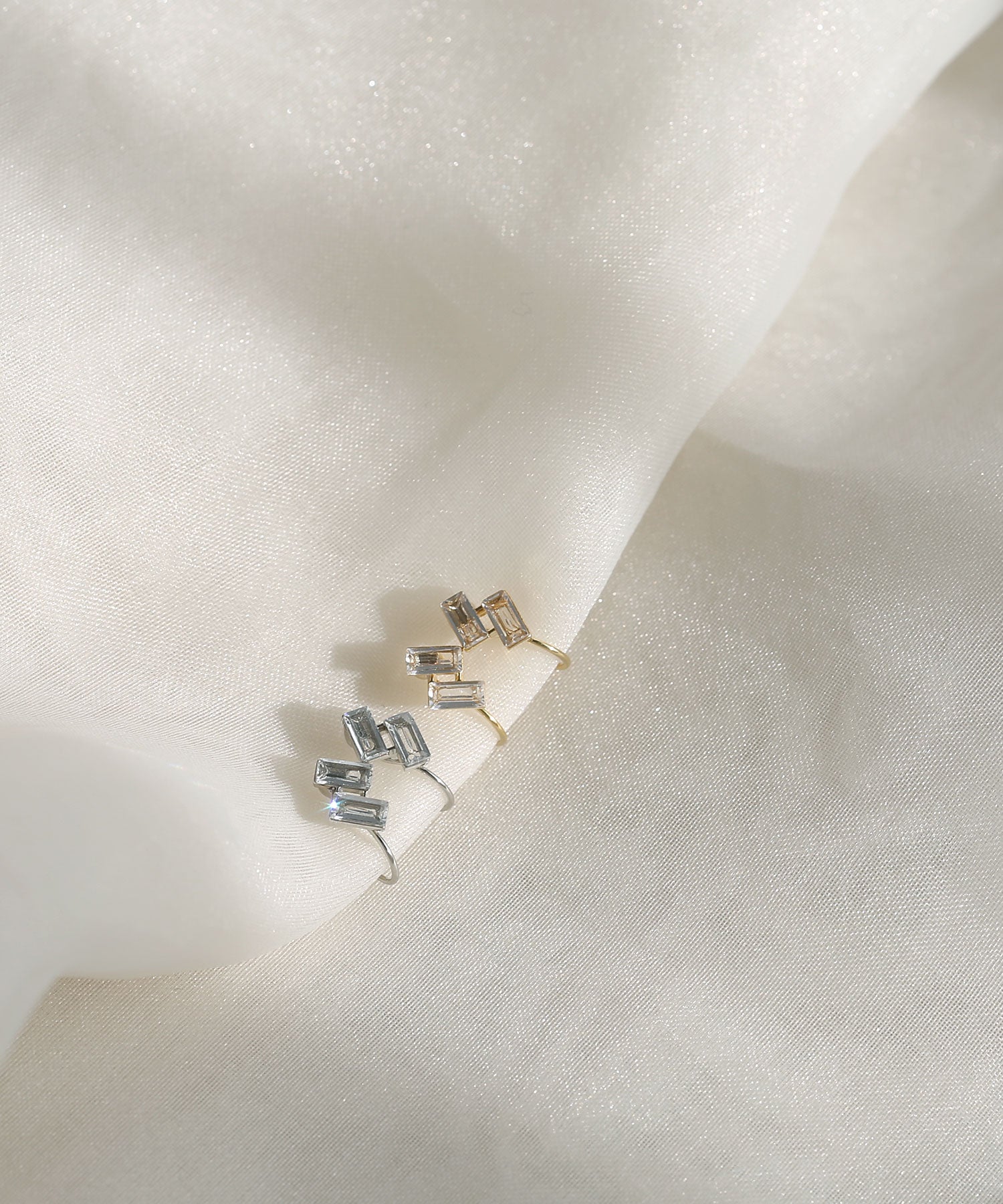 コレカラ colleca la ノンホール・クリアストーンのイヤリング (シルバー) シルバー