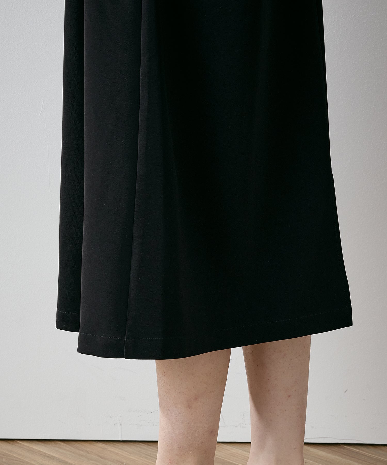 LE SOUK HOLIDAY Cut Georgette Dress