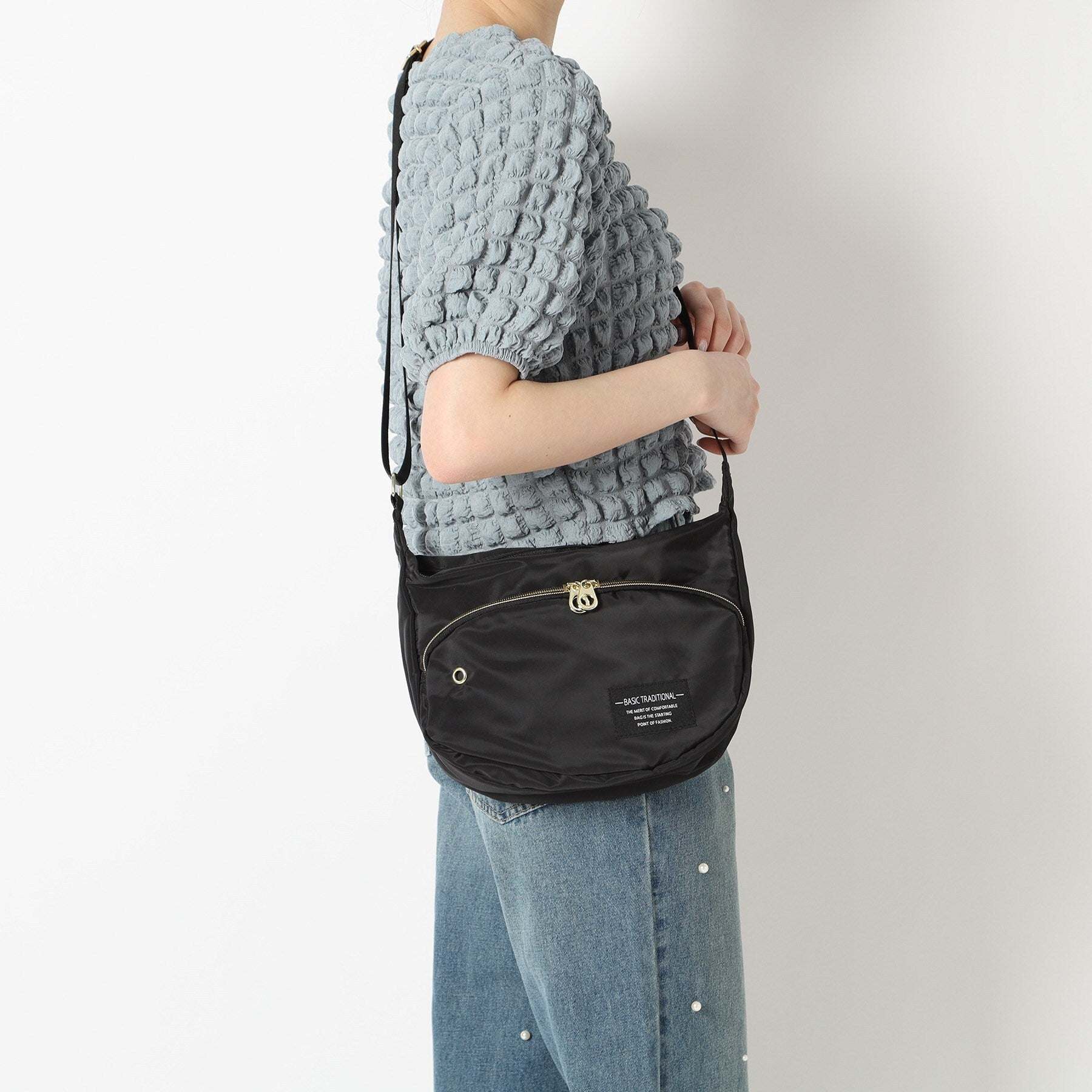 オーバータッシェ Ober Tashe 防花粉 軽量 高密度ポリ半月ミニショルダー