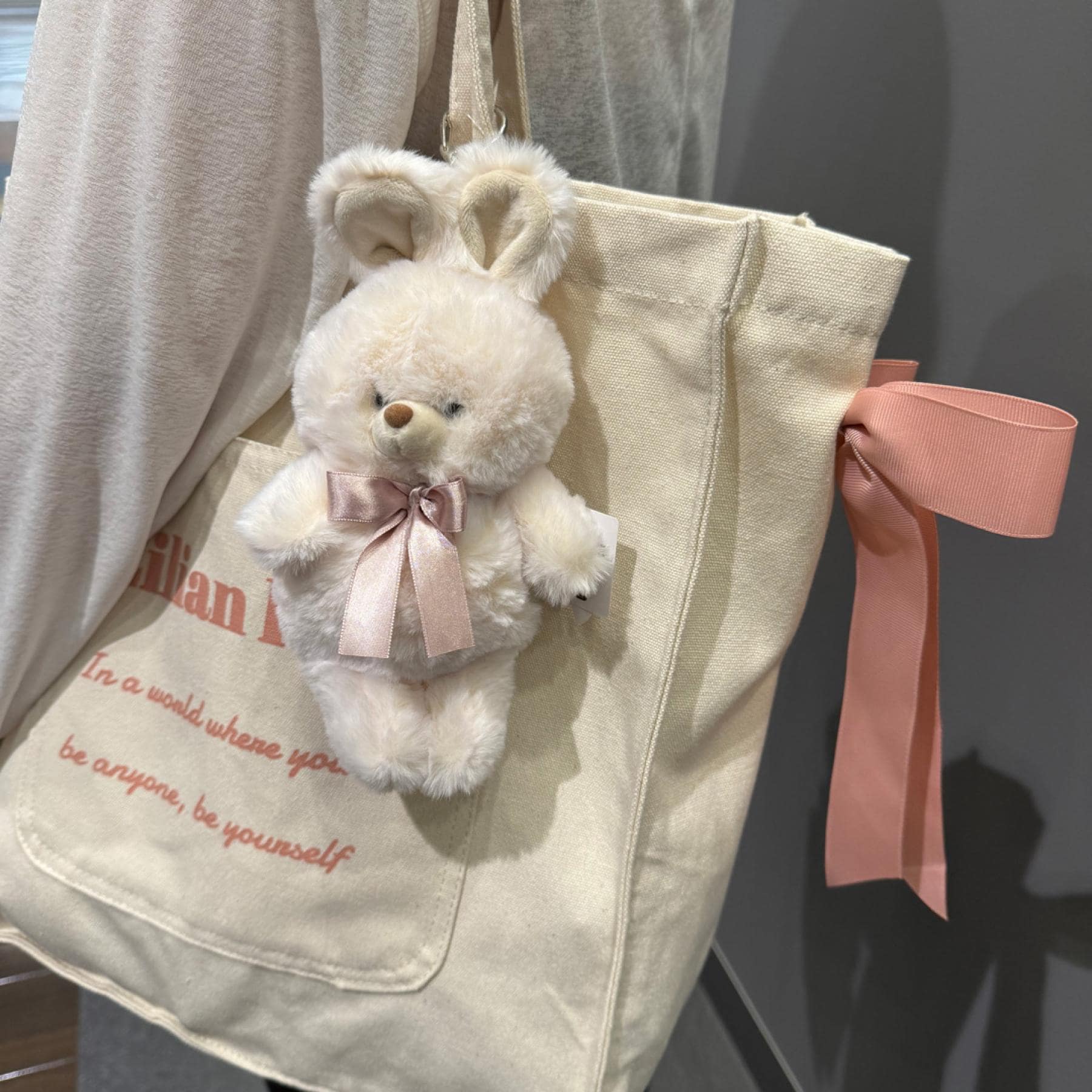 オーバータッシェ Ober Tashe アニマルマスコットキーホルダー大 (白うさぎ(003)) 白うさぎ(003)