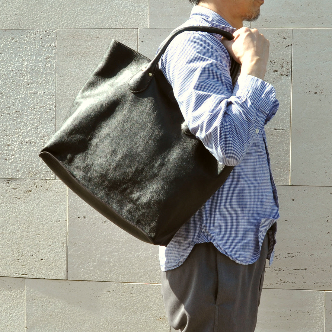 <ロングセラー>オティアス Otias シュリンクレザータイプ合皮トートバッグ/取り外し可能なバッグインバッグ付き(BK) BK