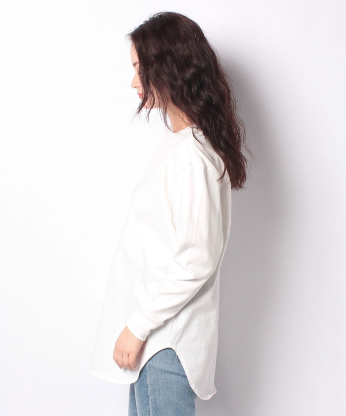 long-sleeve T-shirt