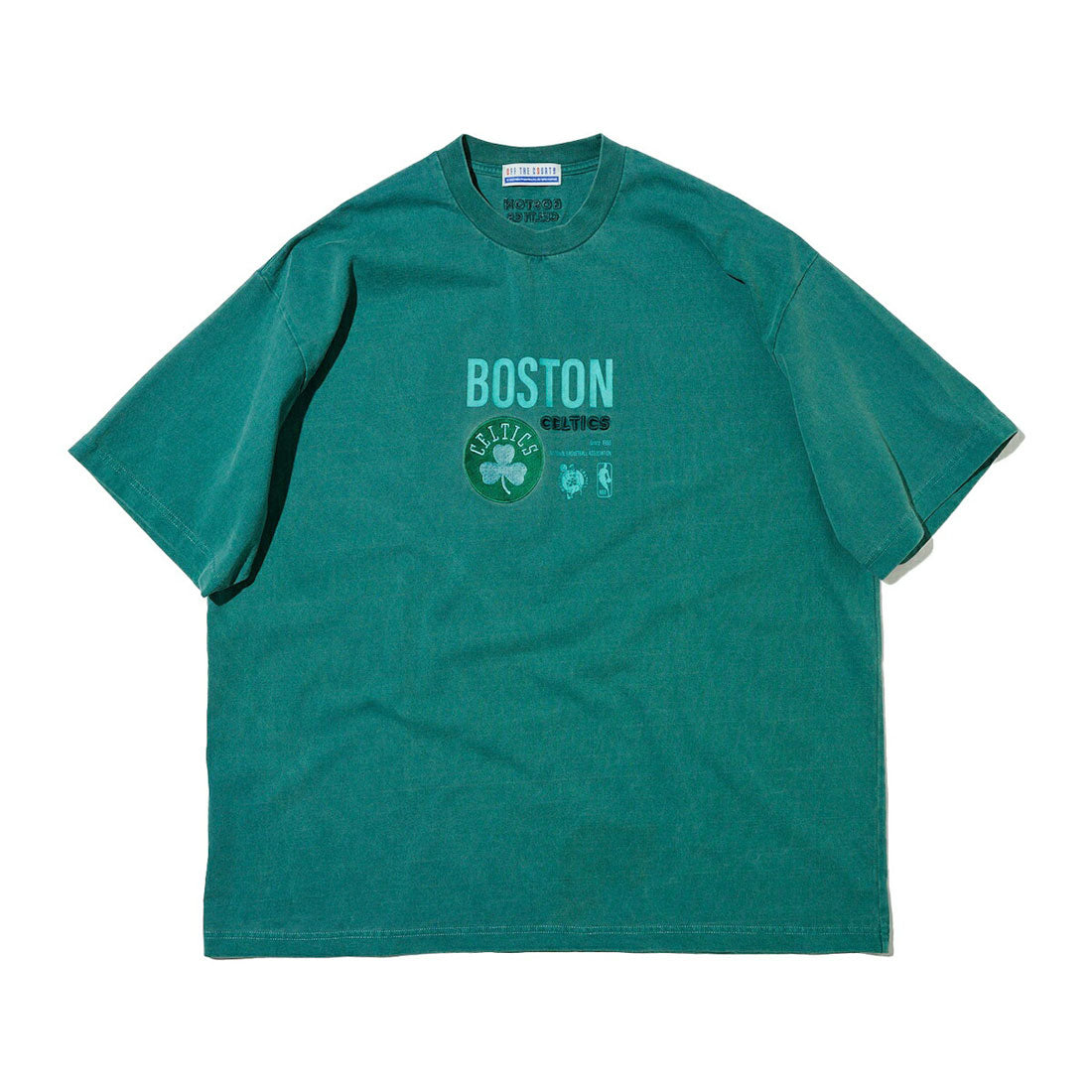 オフ ザ コート バイ エヌビーエー OFF THE COURT by NBA OFF THE COURT PIGMENT LOGO PRINT TEE(オフ ザ コート ピグメント ロゴ プリント ティー) (CELTICS) CELTICS
