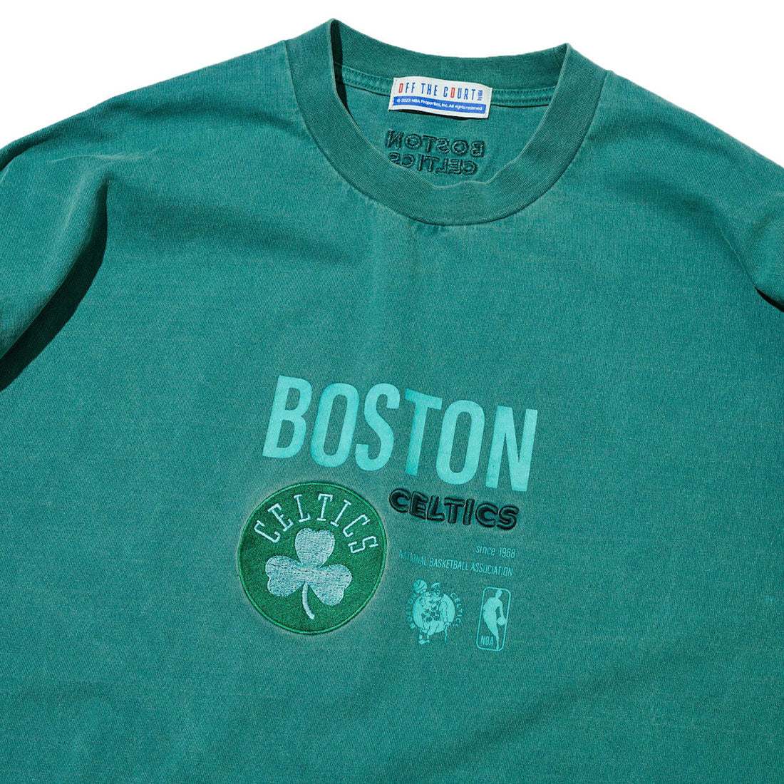 オフ ザ コート バイ エヌビーエー OFF THE COURT by NBA OFF THE COURT PIGMENT LOGO PRINT TEE(オフ ザ コート ピグメント ロゴ プリント ティー) (CELTICS) CELTICS
