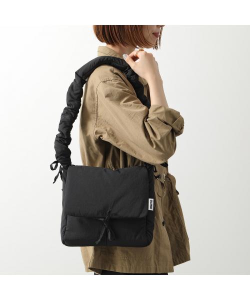オレンド OLEND OLEND ショルダーバッグ NINA BAG ナイロン (CORAL/オレンジ) CORAL/オレンジ
