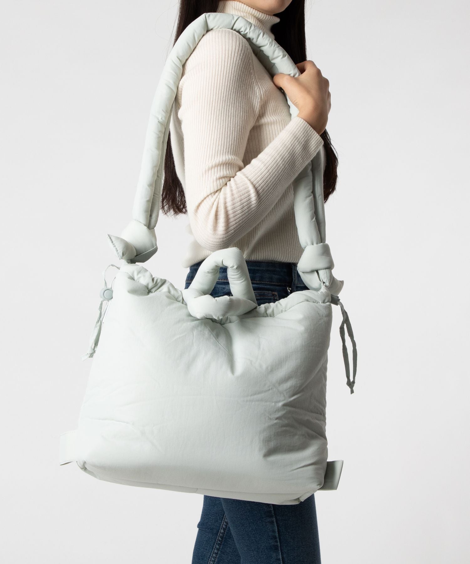 オレンド OLEND オレンド OLEND ONA SOFT BAG オナ ソフト バッグ ショルダーバッグ ハンドバッグ リュックサック 3WAY ユニセックス バッグ (PEARL GREY/パールグレー) PEARL GREY/パールグレー