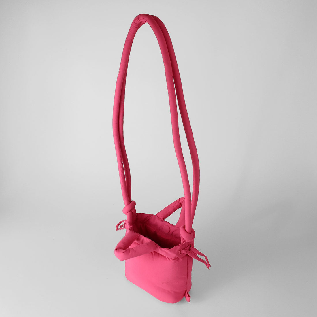 オレンド OLEND ショルダーバッグ マイクロオナ ソフトバッグ ピンク 3WAY 軽量 MICRO ONA SOFT BAG PINK (ピンク) ピンク
