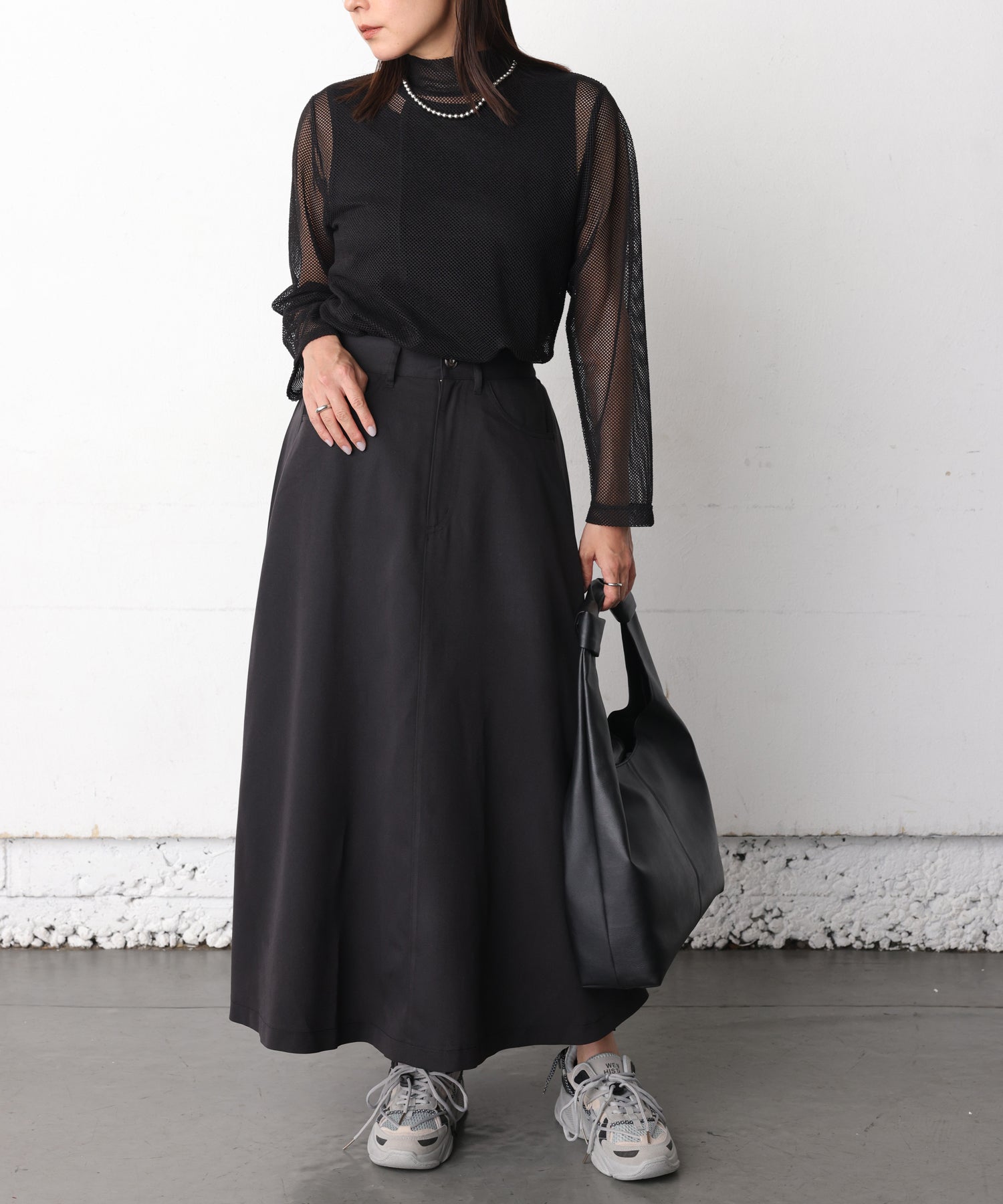 ワンズトゥルー ONE'S TRUE バックプリーツスカート (黒) 黒