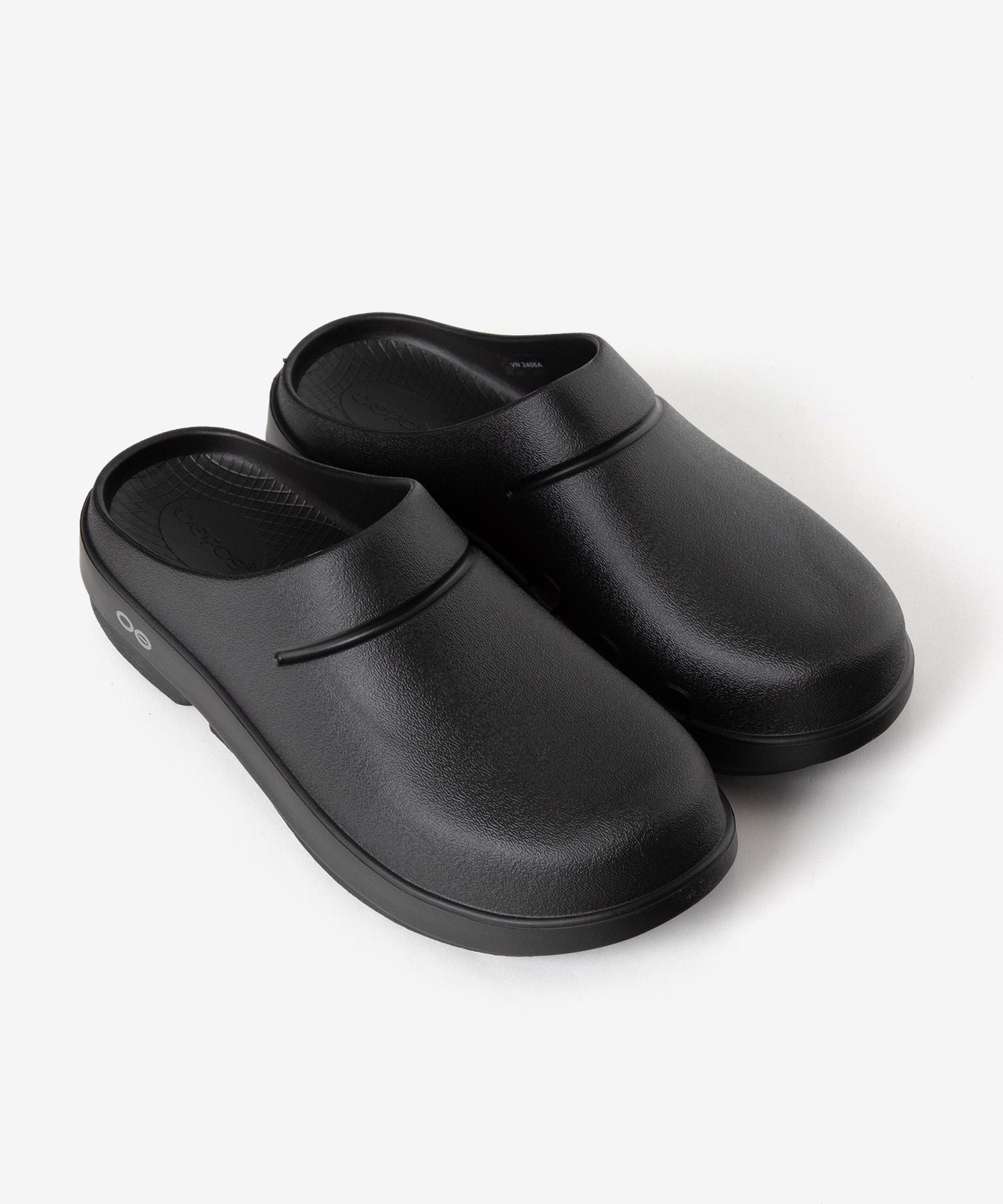 ウーフォス OOFOS ウーフォス OOFOS OOcloog ウークロッグ 1200 リカバリーサンダル ユニセックス サンダル シューズ (BLACK/ブラック) BLACK/ブラック