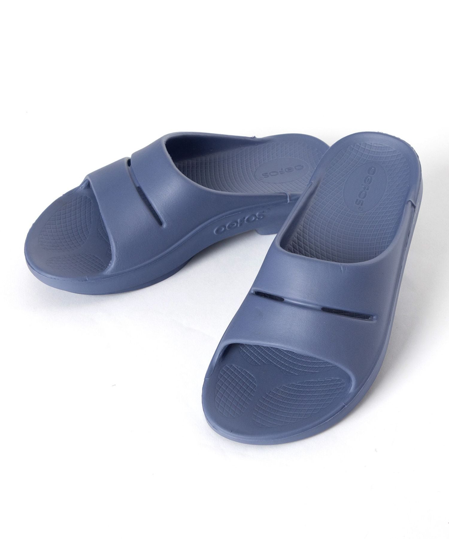 ウーフォス OOFOS THE AFTER RUN Ooahh サンダル ウーアー リカバリーサンダル メンズ レディース コンフォートサンダル スポーツサン (ウォータードロップ) ウォータードロップ