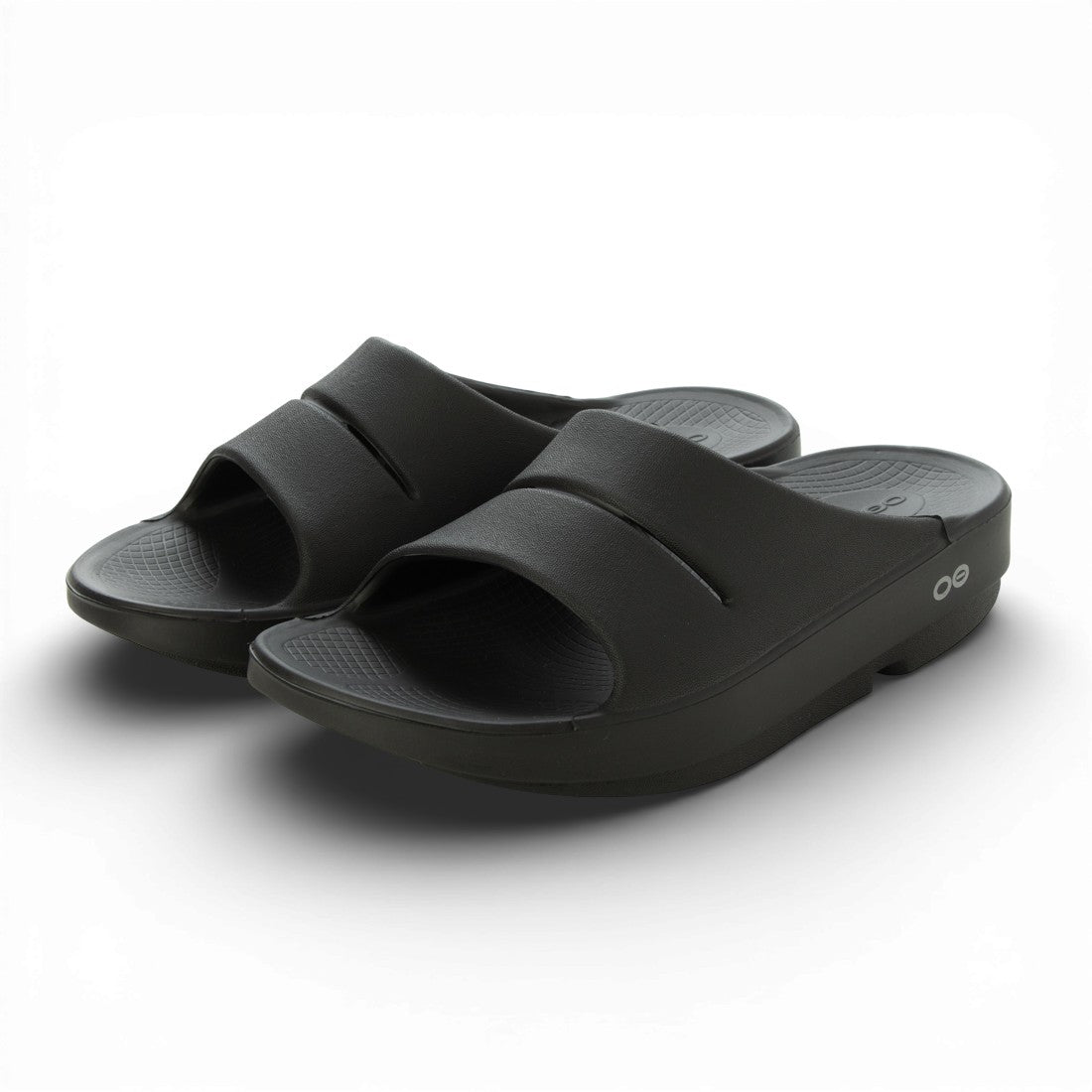 ウーフォス OOFOS ウーアー スライド サンダル (ブラック) ブラック