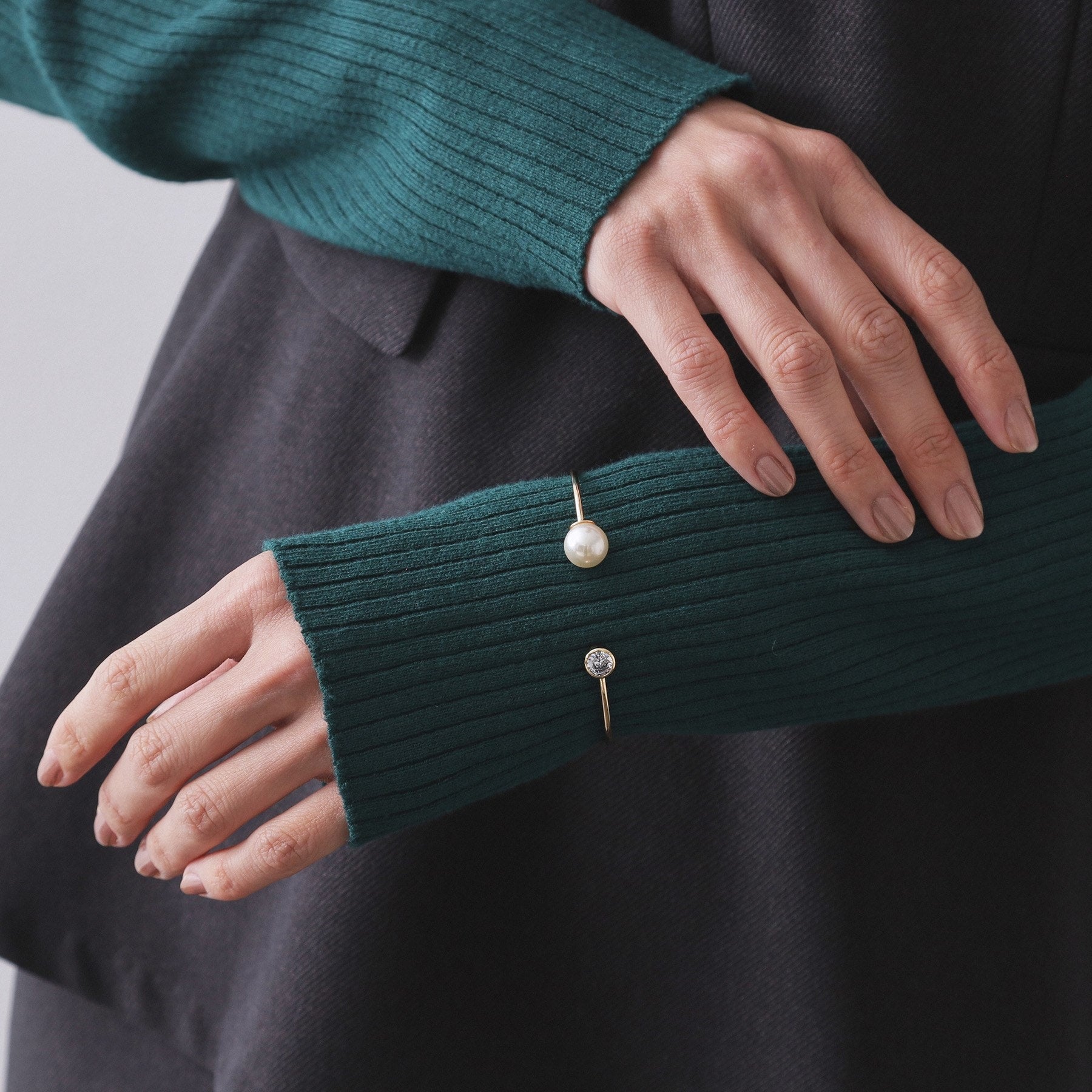 オペーク ドット クリップ OPAQUE.CLIP フェイクパールビジュー メタルバングル (シルバー(006)) シルバー(006)