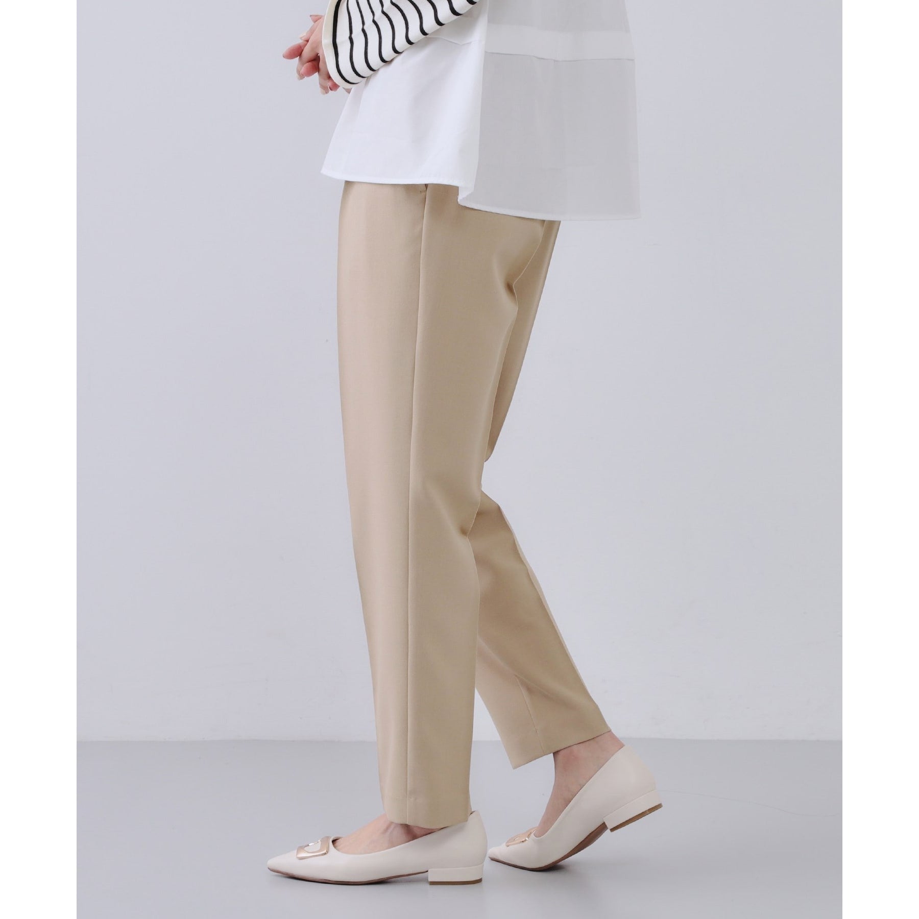 オペーク ドット クリップ OPAQUE.CLIP 美脚ストレッチイージーテーパードパンツ【洗濯機洗い可/防シワ】 (サックスブルー(090)) サックスブルー(090)