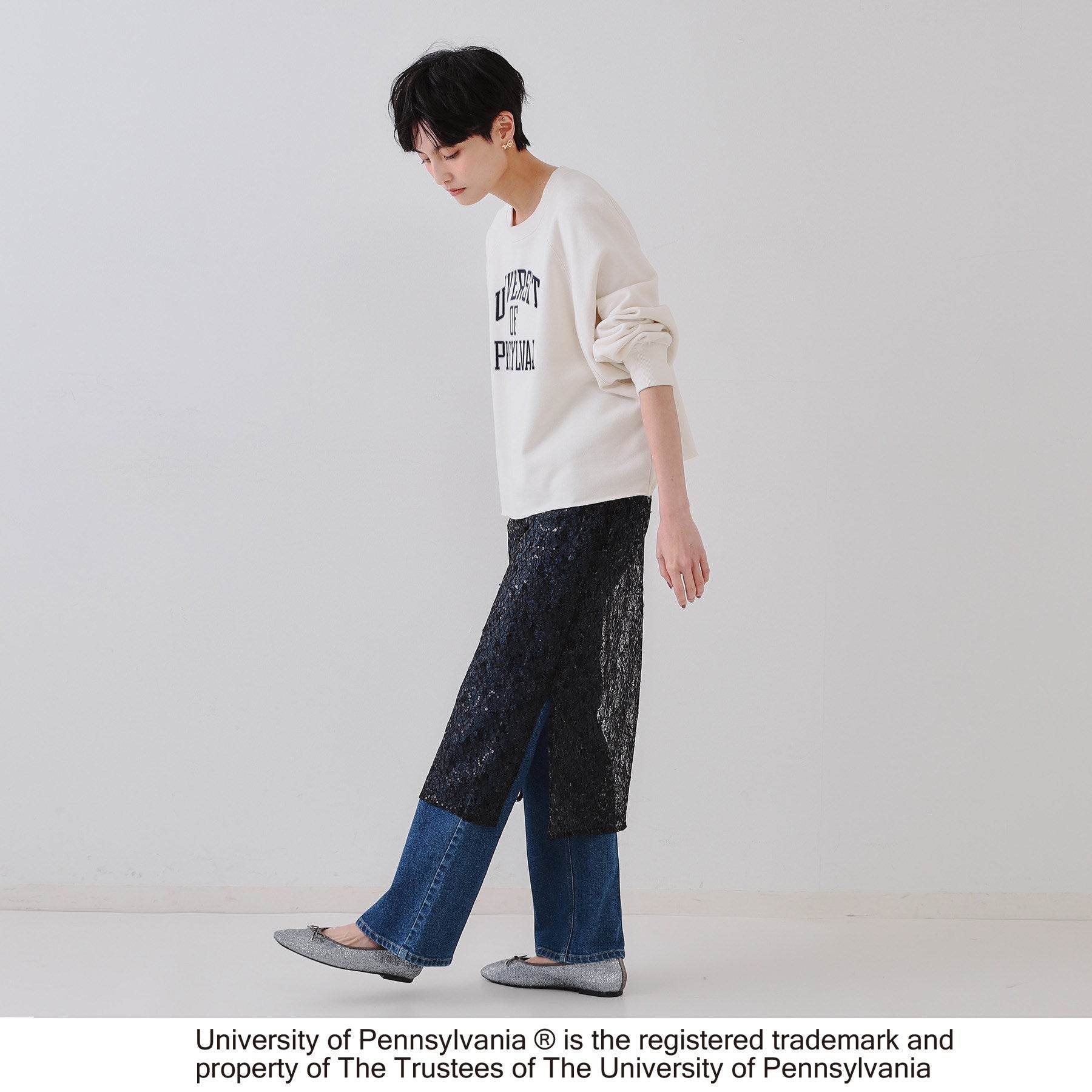 OPAQUE.CLIP OPAQUE.CLIP College Logo Sweat Pullover