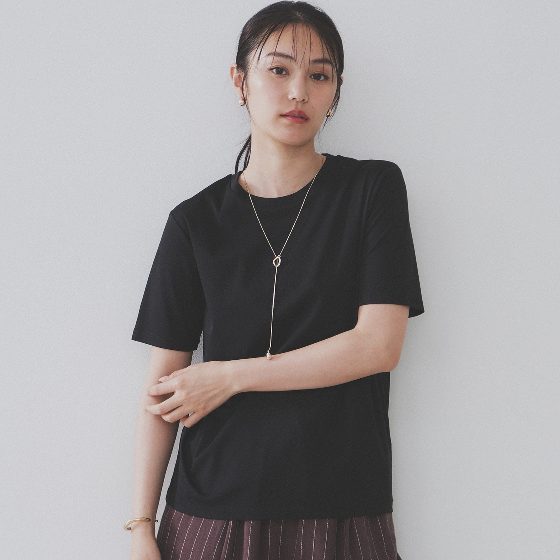 オペーク ドット クリップ OPAQUE.CLIP 《5color》ベーシックTシャツ【接触冷感/洗濯機洗い可】 (チャコールグレー(014)) チャコールグレー(014)