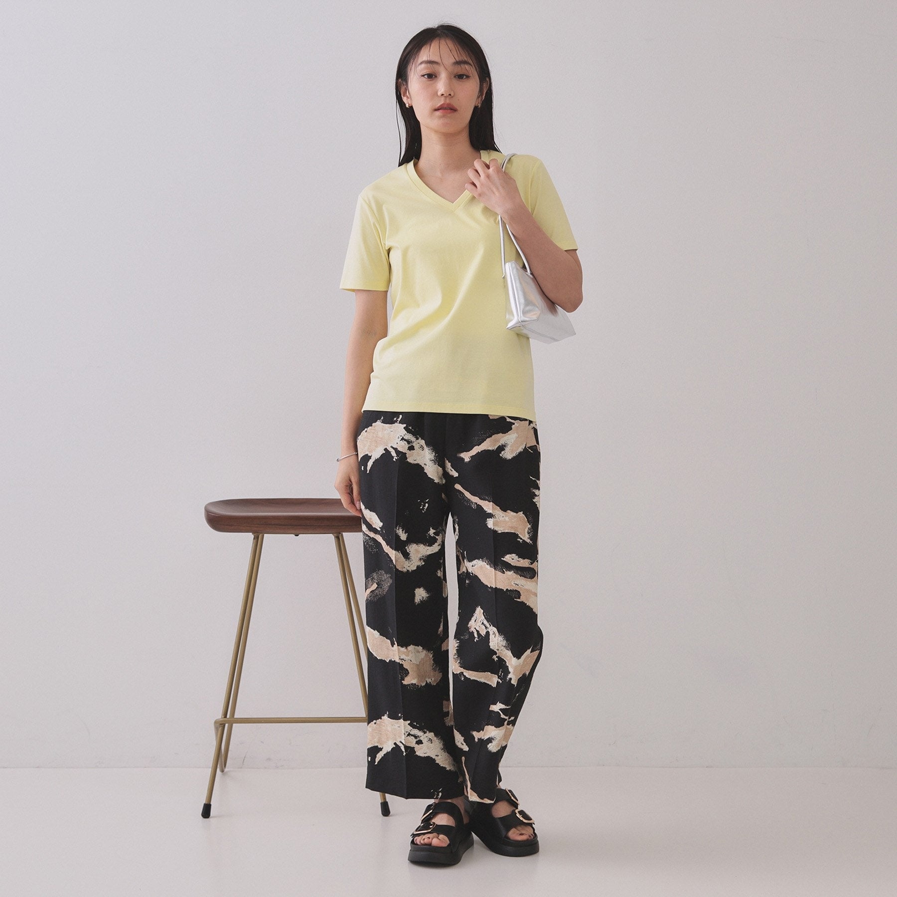 オペーク ドット クリップ OPAQUE.CLIP 《5color》VネックベーシックTシャツ【接触冷感/洗濯機洗い可】 (ブラック(019)) ブラック(019)