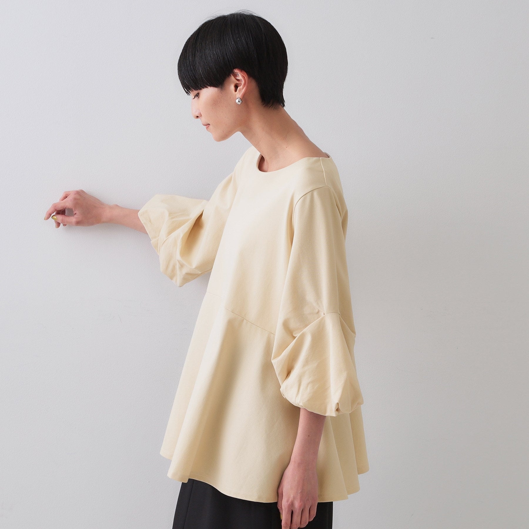 オペーク ドット クリップ OPAQUE.CLIP タックスリーブペプラムトップス【洗濯機洗い可】 (ホワイト(001)) ホワイト(001)