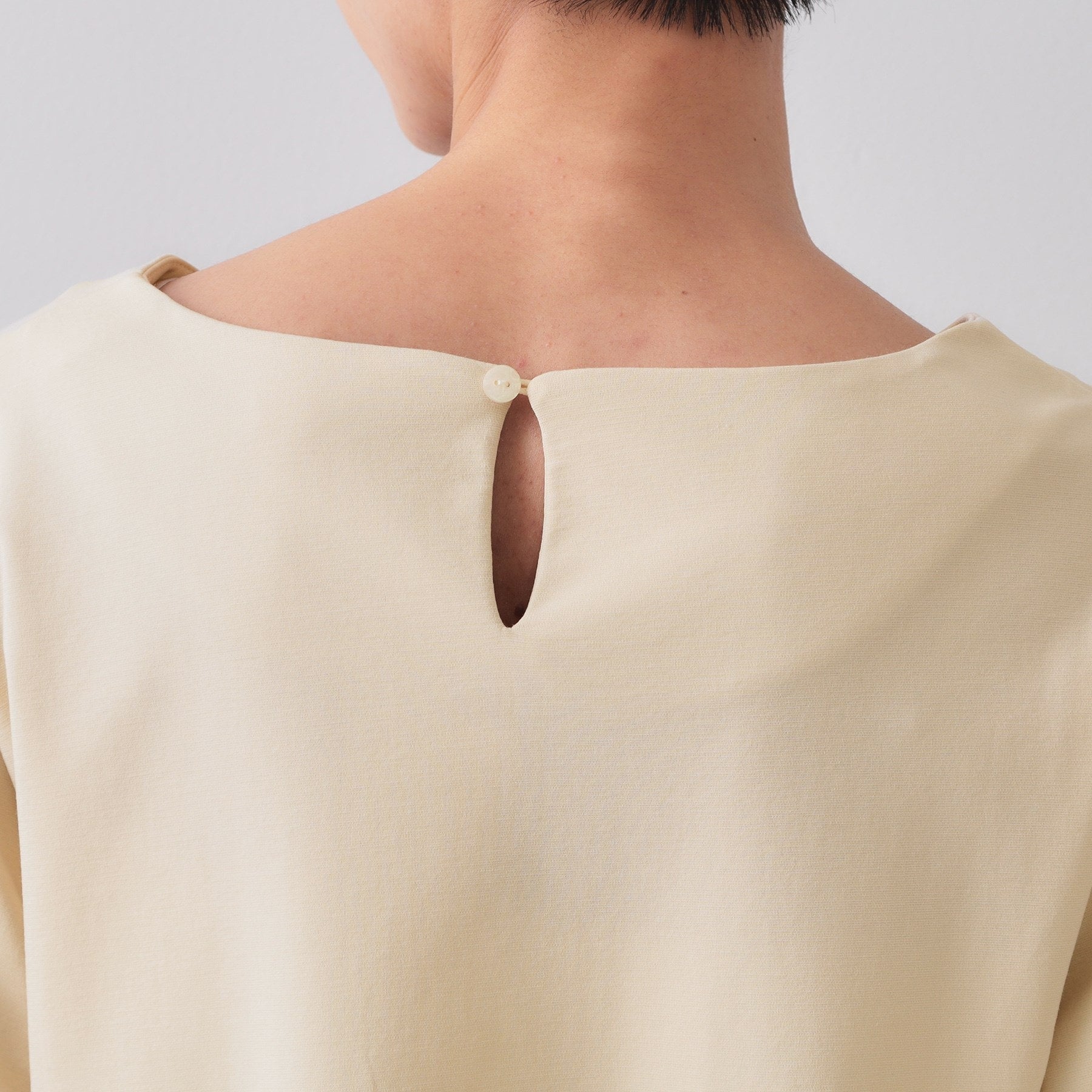 オペーク ドット クリップ OPAQUE.CLIP タックスリーブペプラムトップス【洗濯機洗い可】 (ホワイト(001)) ホワイト(001)