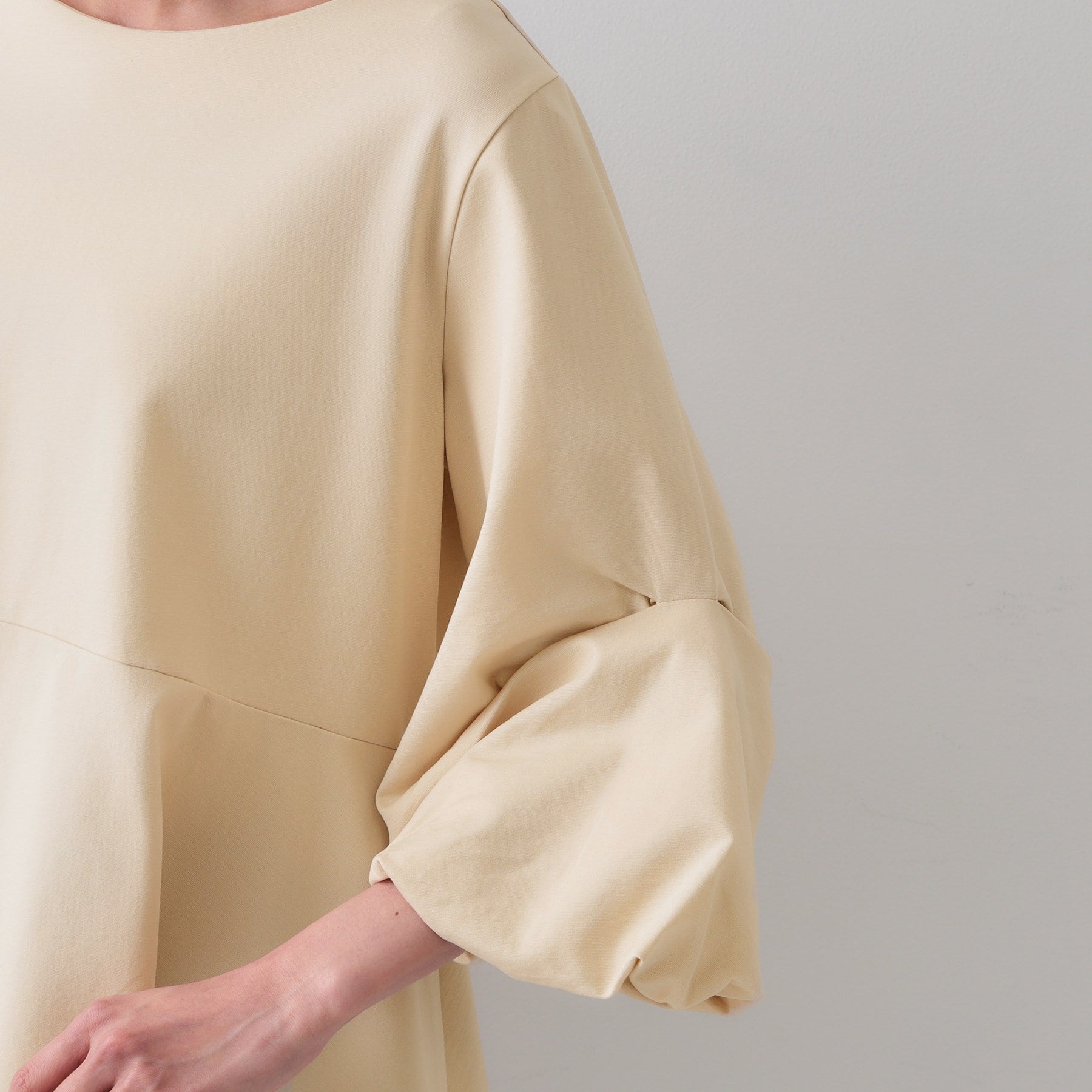 オペーク ドット クリップ OPAQUE.CLIP タックスリーブペプラムトップス【洗濯機洗い可】 (ホワイト(001)) ホワイト(001)