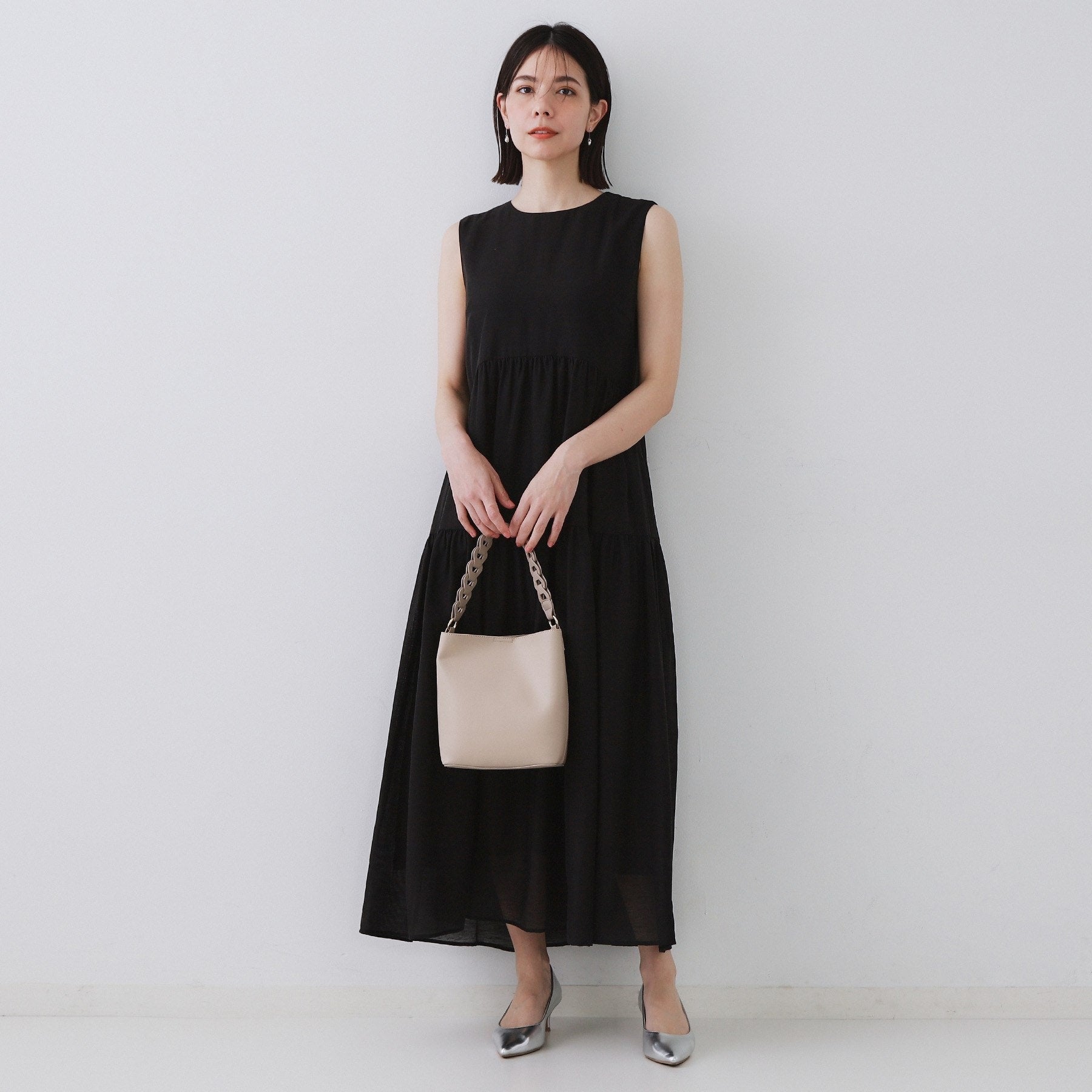 オペーク ドット クリップ OPAQUE.CLIP 麻混シアーギャザーティアードワンピース【洗濯機洗い可】 (ブラウン(044)) ブラウン(044)