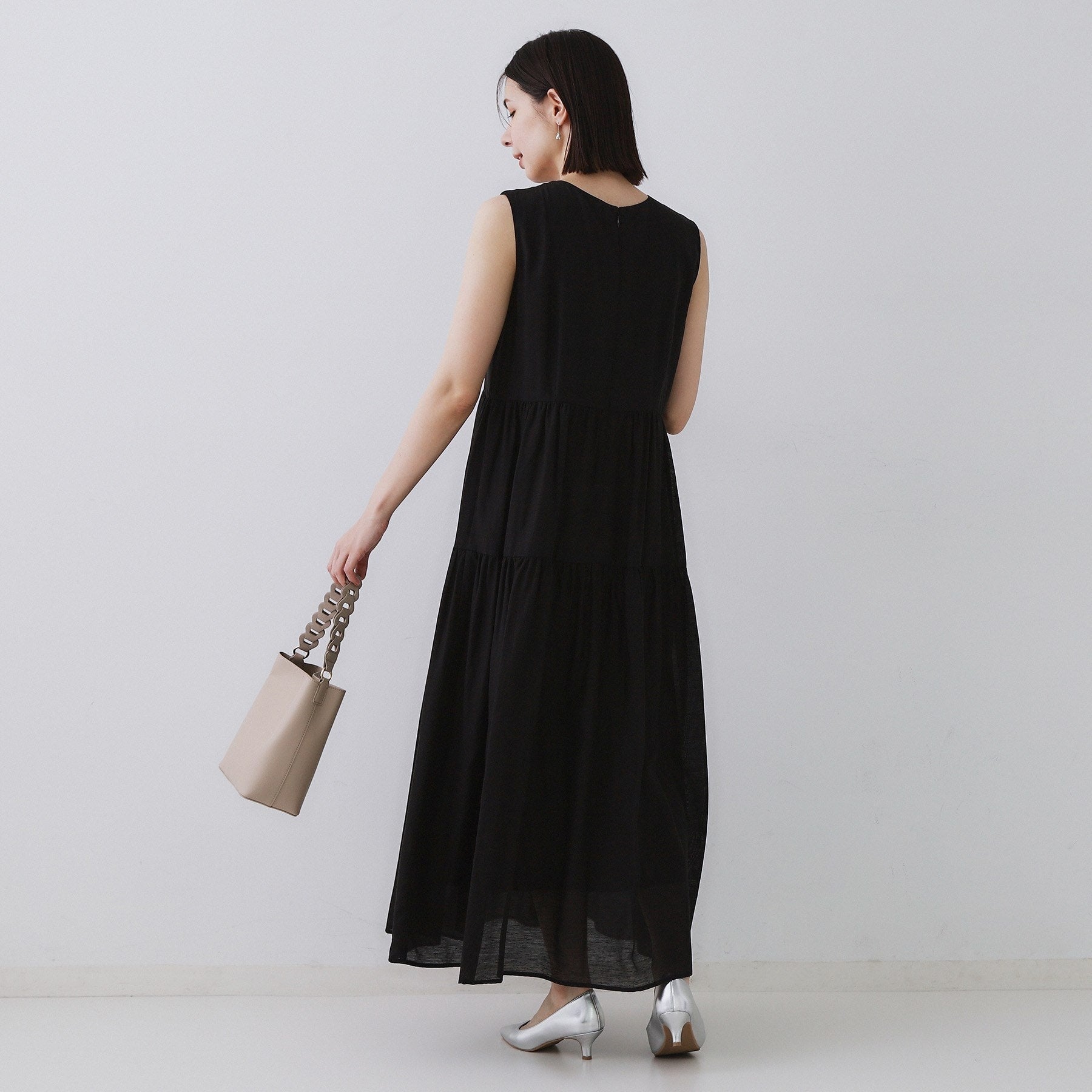 オペーク ドット クリップ OPAQUE.CLIP 麻混シアーギャザーティアードワンピース【洗濯機洗い可】 (ブラウン(044)) ブラウン(044)