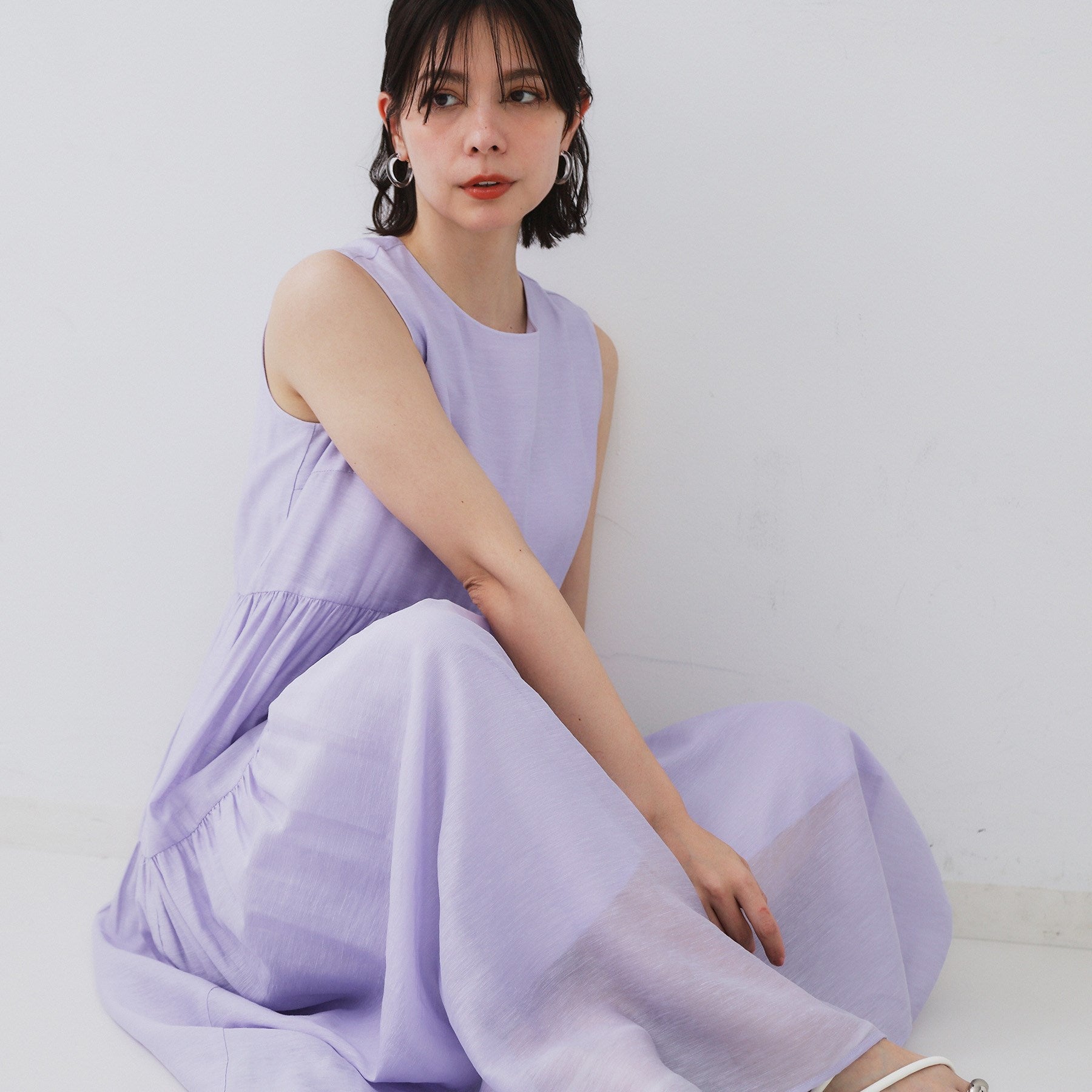 オペーク ドット クリップ OPAQUE.CLIP 麻混シアーギャザーティアードワンピース【洗濯機洗い可】 (ブラウン(044)) ブラウン(044)