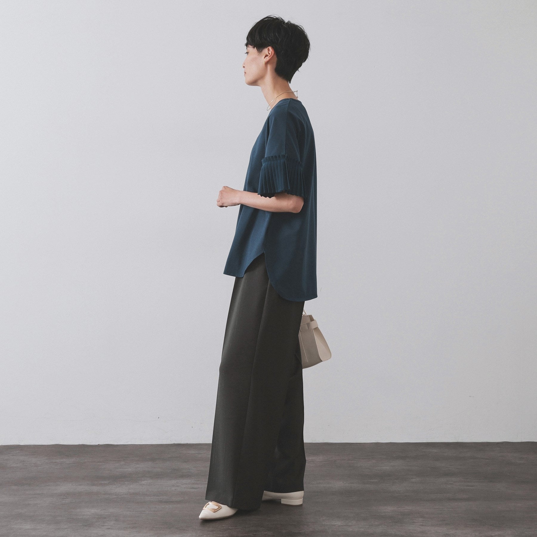 オペーク ドット クリップ OPAQUE.CLIP ラメストライプイージーワイドパンツ/セットアップ可【洗濯機洗い可/防シワ/吸水速乾】 (ブラック(319)) ブラック(319)