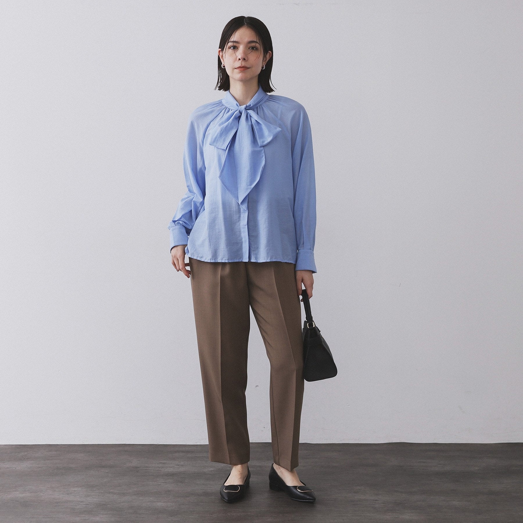 オペーク ドット クリップ OPAQUE.CLIP 2WAYシアーボウタイブラウス【洗濯機洗い可】 (チャコールグレー(014)) チャコールグレー(014)