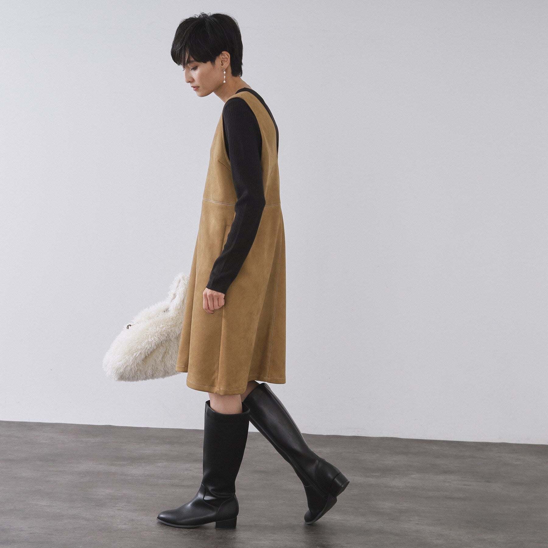 オペーク ドット クリップ OPAQUE.CLIP スエードライクVネックジャンドレ【洗濯機洗い可】 (ブラウン(044)) ブラウン(044)