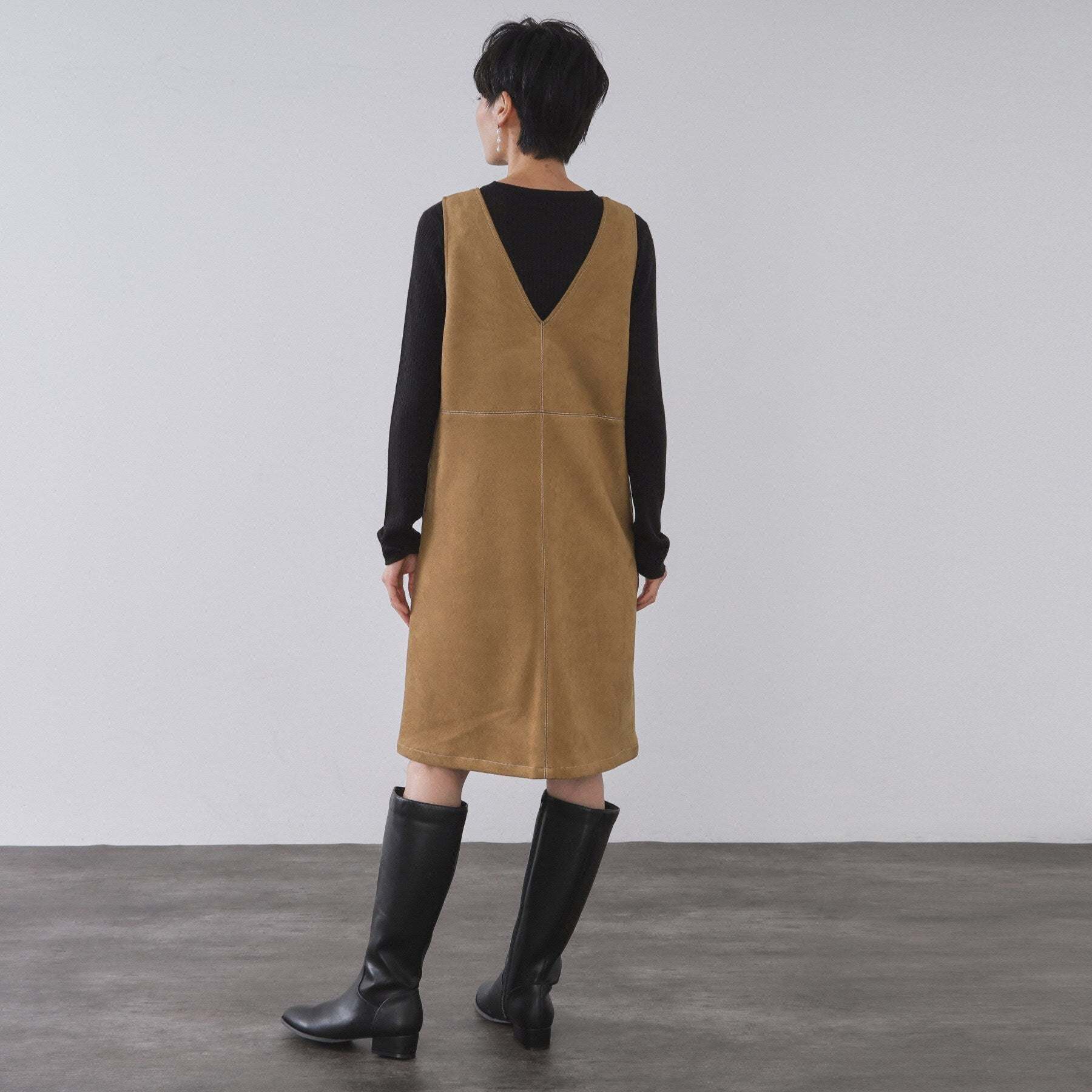 オペーク ドット クリップ OPAQUE.CLIP スエードライクVネックジャンドレ【洗濯機洗い可】 (ブラウン(044)) ブラウン(044)